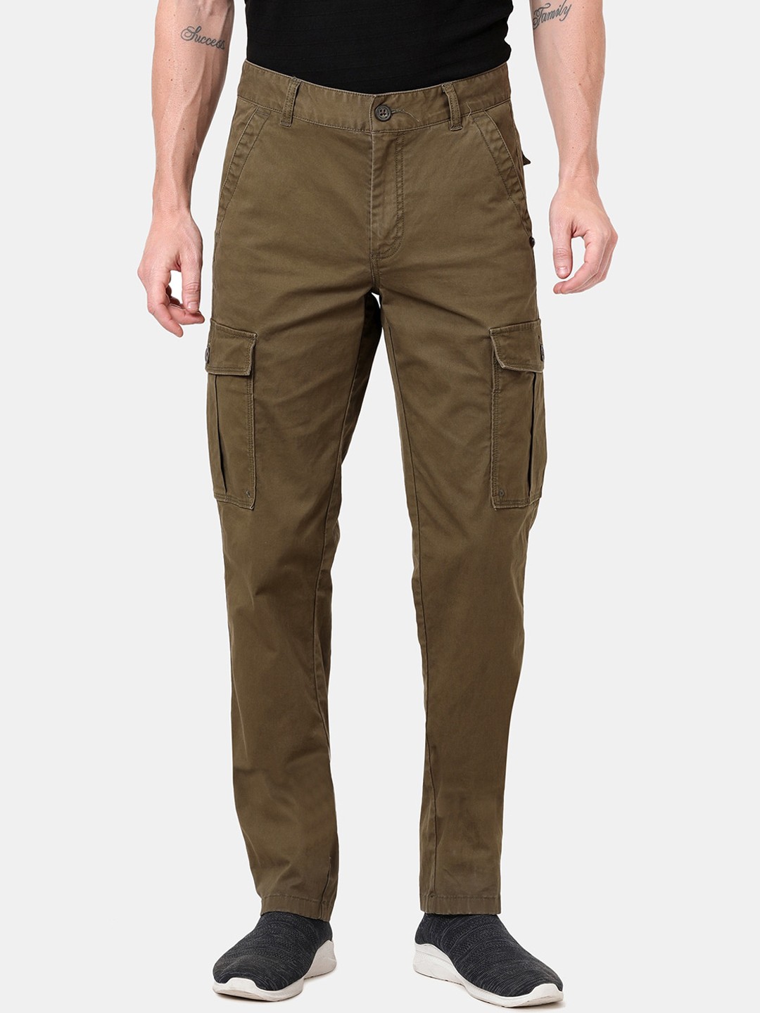 

t-base Men Olive Green Slim Fit Solid Cargos