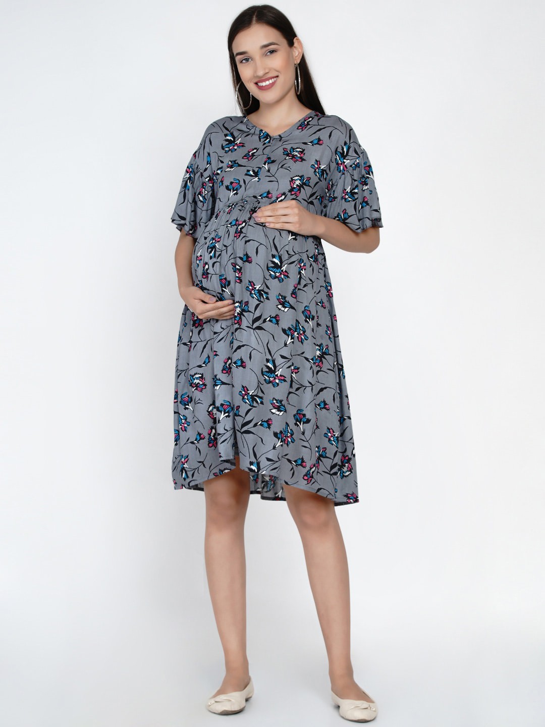 

Mine4Nine Women Grey Printed A-Line Maternity Dress