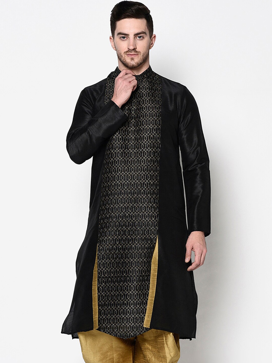

DEYANN Men Black Geometric Printed Kurta