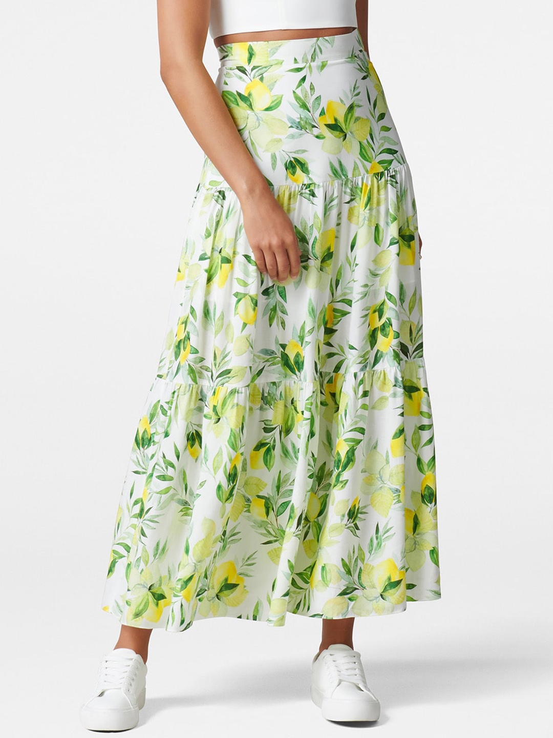 

Forever New White & Green Printed Tiered Maxi Skirt