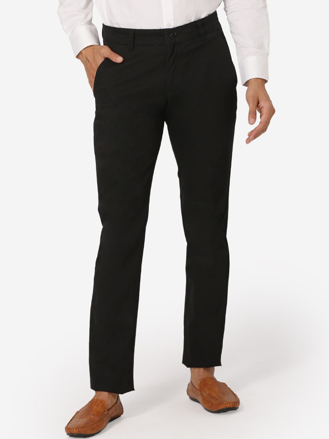 

Wintage Men Black Regular Fit Solid Chinos