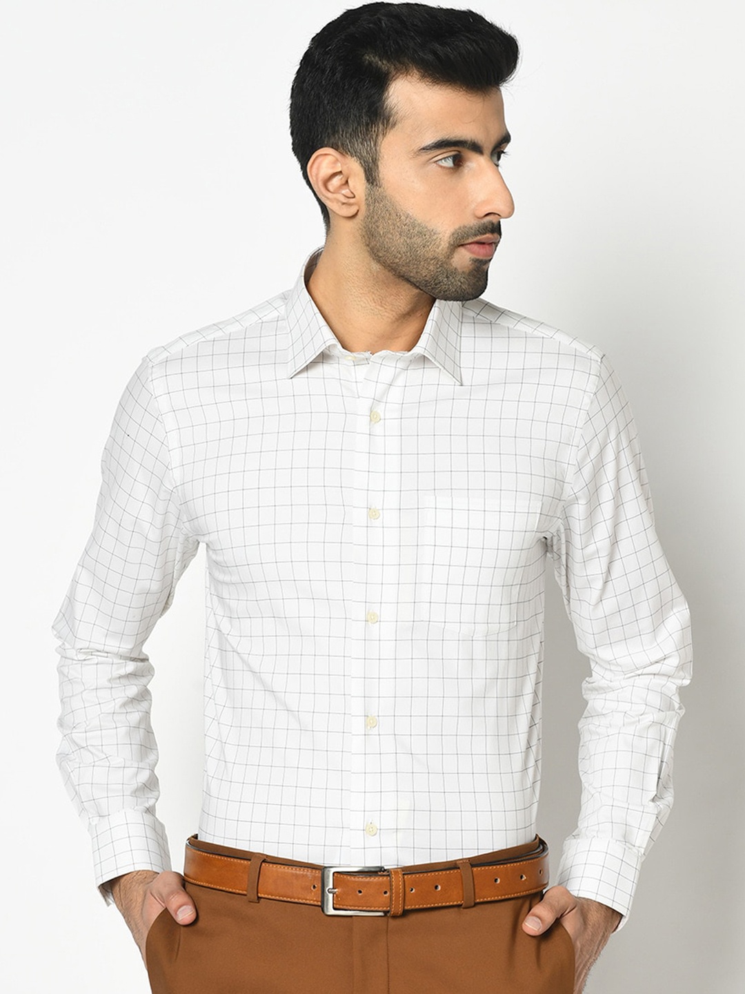 

Blackberrys Men White India Slim Fit Cotton Checked Formal Shirt
