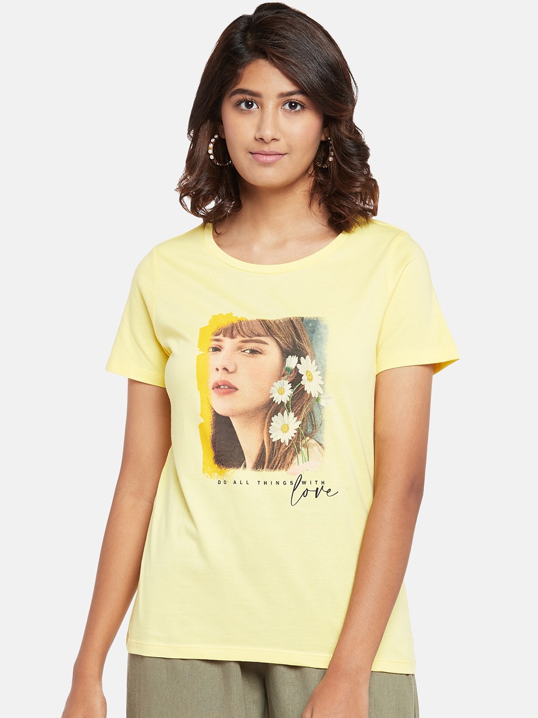 

Honey by Pantaloons Women Yellow Printed Round Neck T-shirt