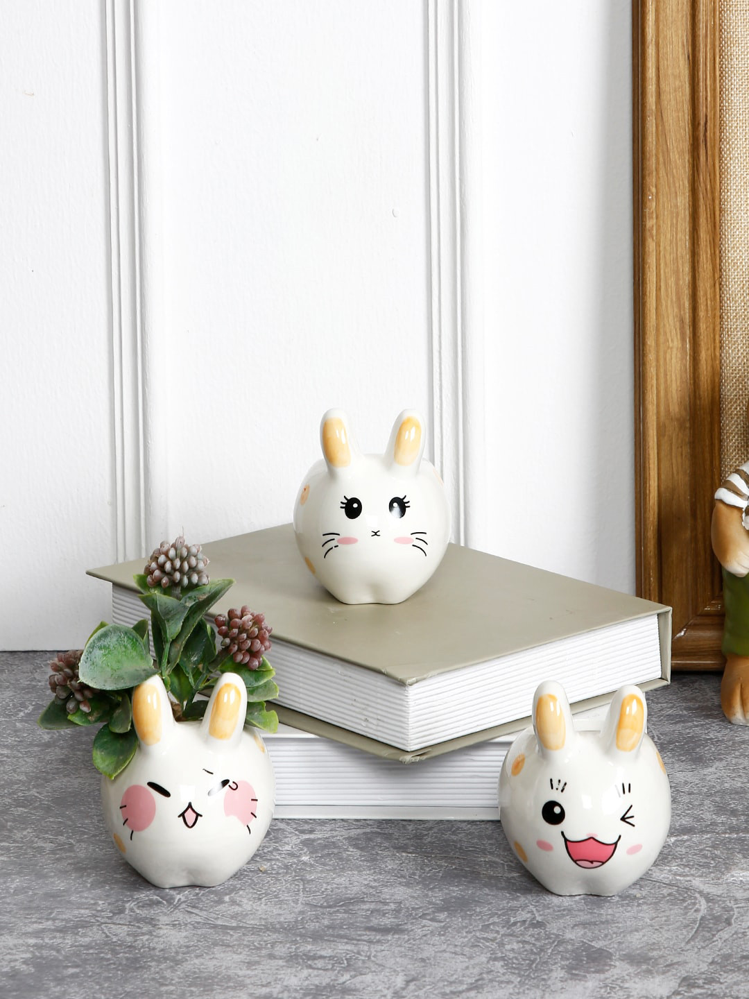 

Aapno Rajasthan Set Of 3 Rabbit-Face Hand-Crafted Ceramic Planter Pots, White