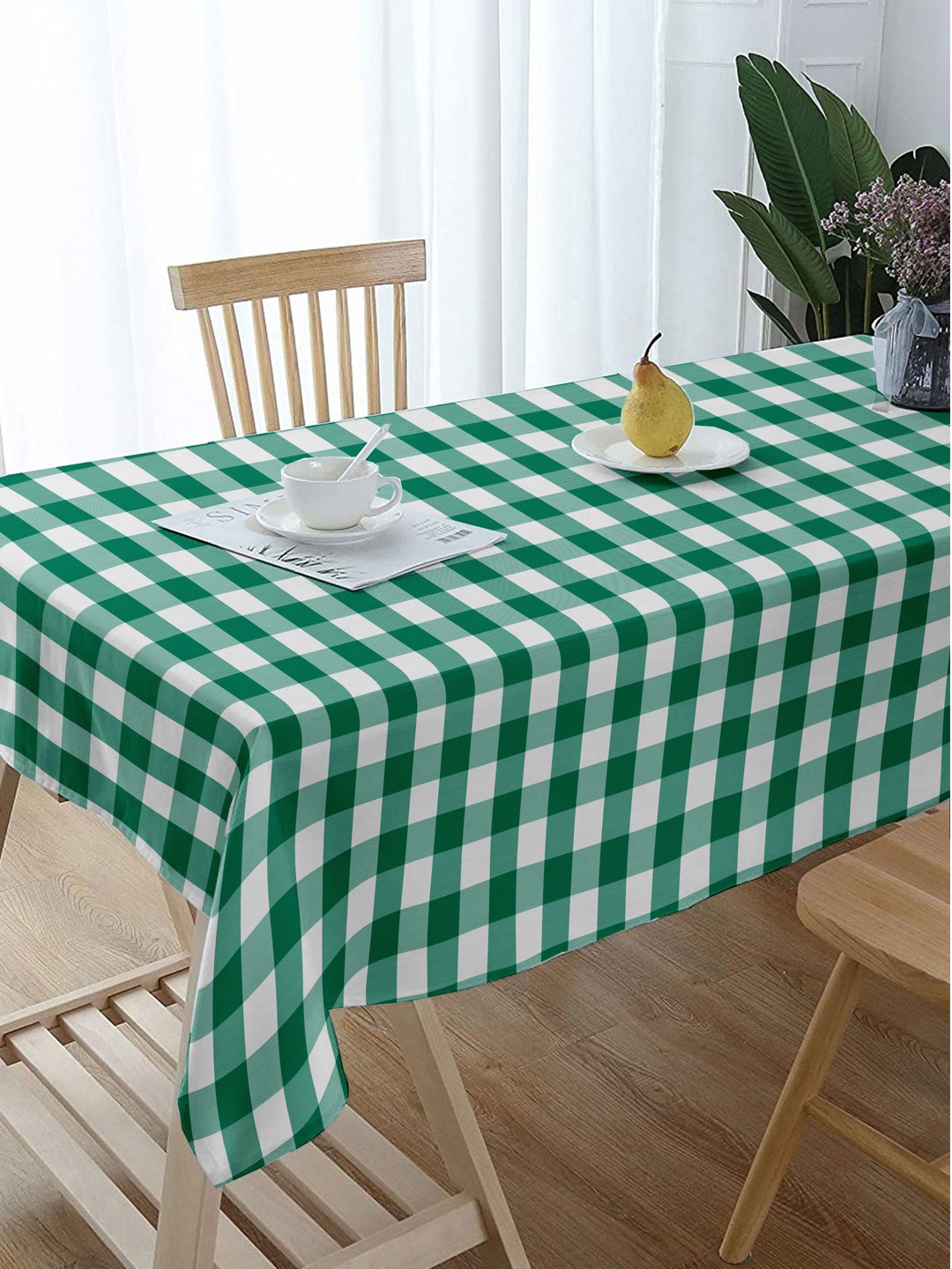 Lushomes Green & White Buffalo Checked 4-Seater Table Cloth