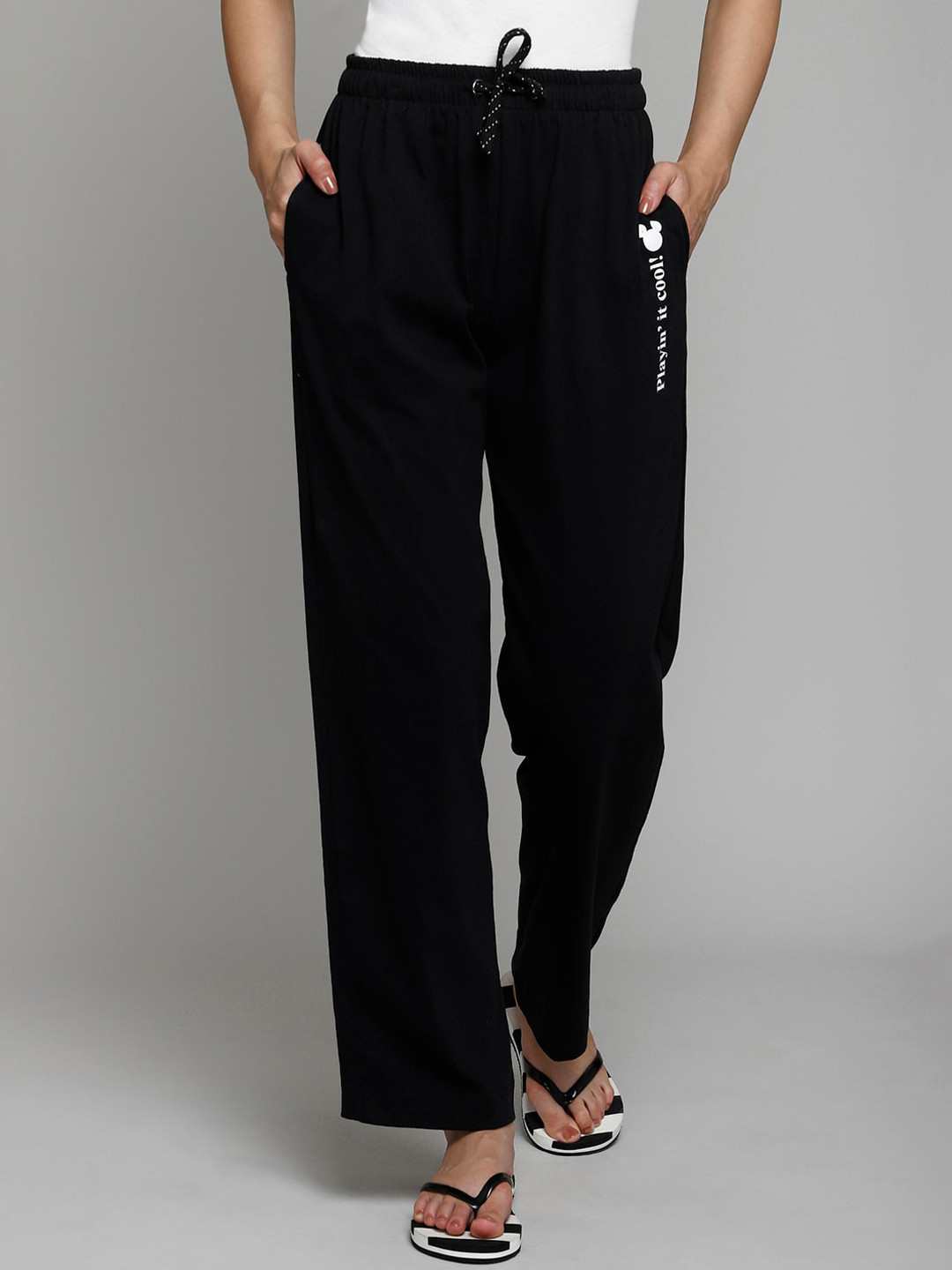 

Free Authority Women Black Mickey Mouse Placement Print Pure Cotton Lounge Pants