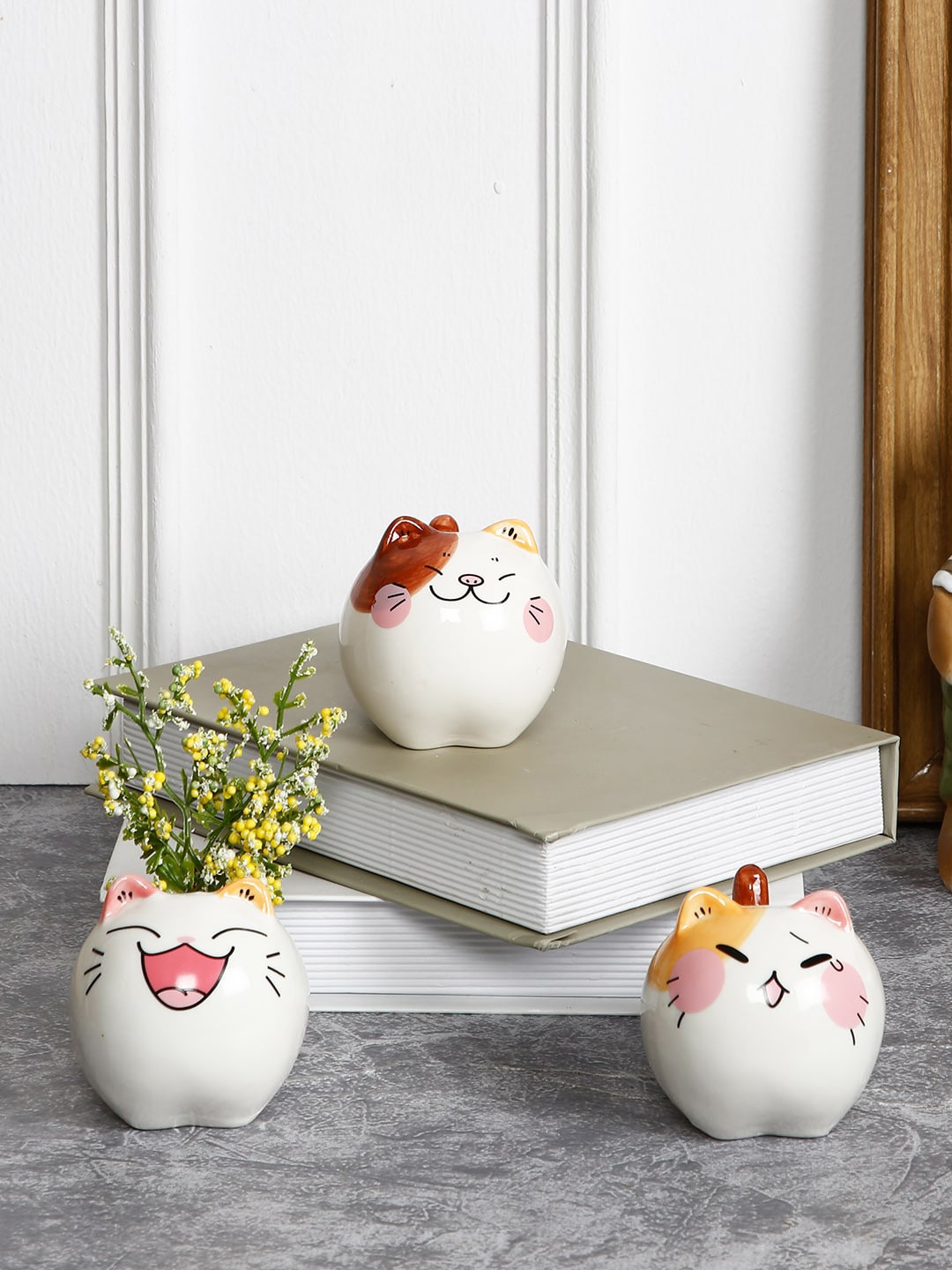 

Aapno Rajasthan Set Of 3 White & Brown Kitty Face Handcrafted Planters