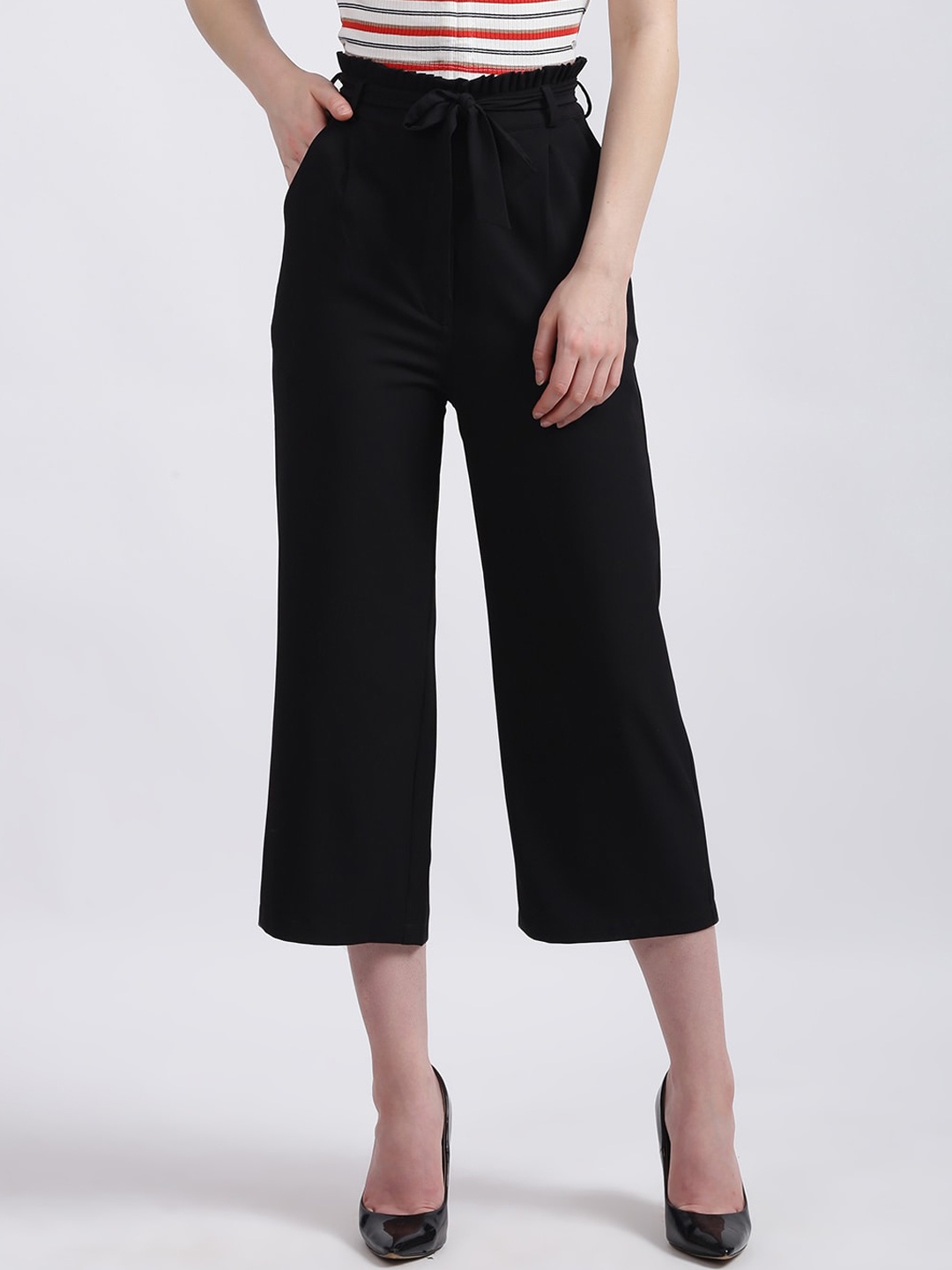 

Zink London Women Black Solid Culottes