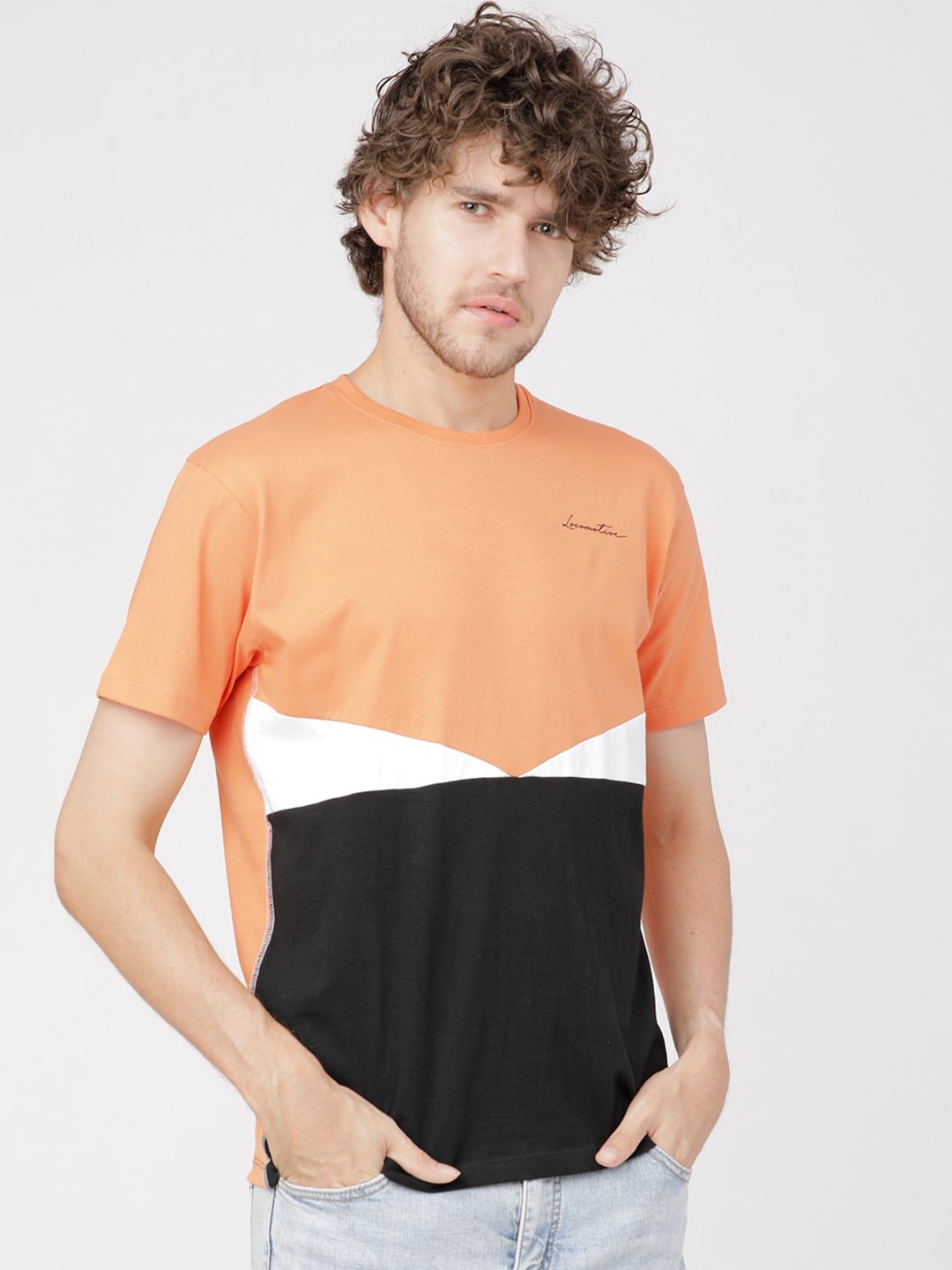 

LOCOMOTIVE Men Orange Colourblocked Round Neck T-shirt