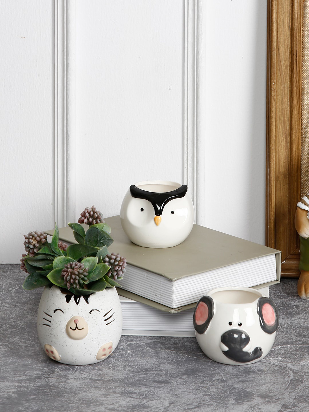

Aapno Rajasthan Set Of 3 White & Black Cute Ceramic Planter