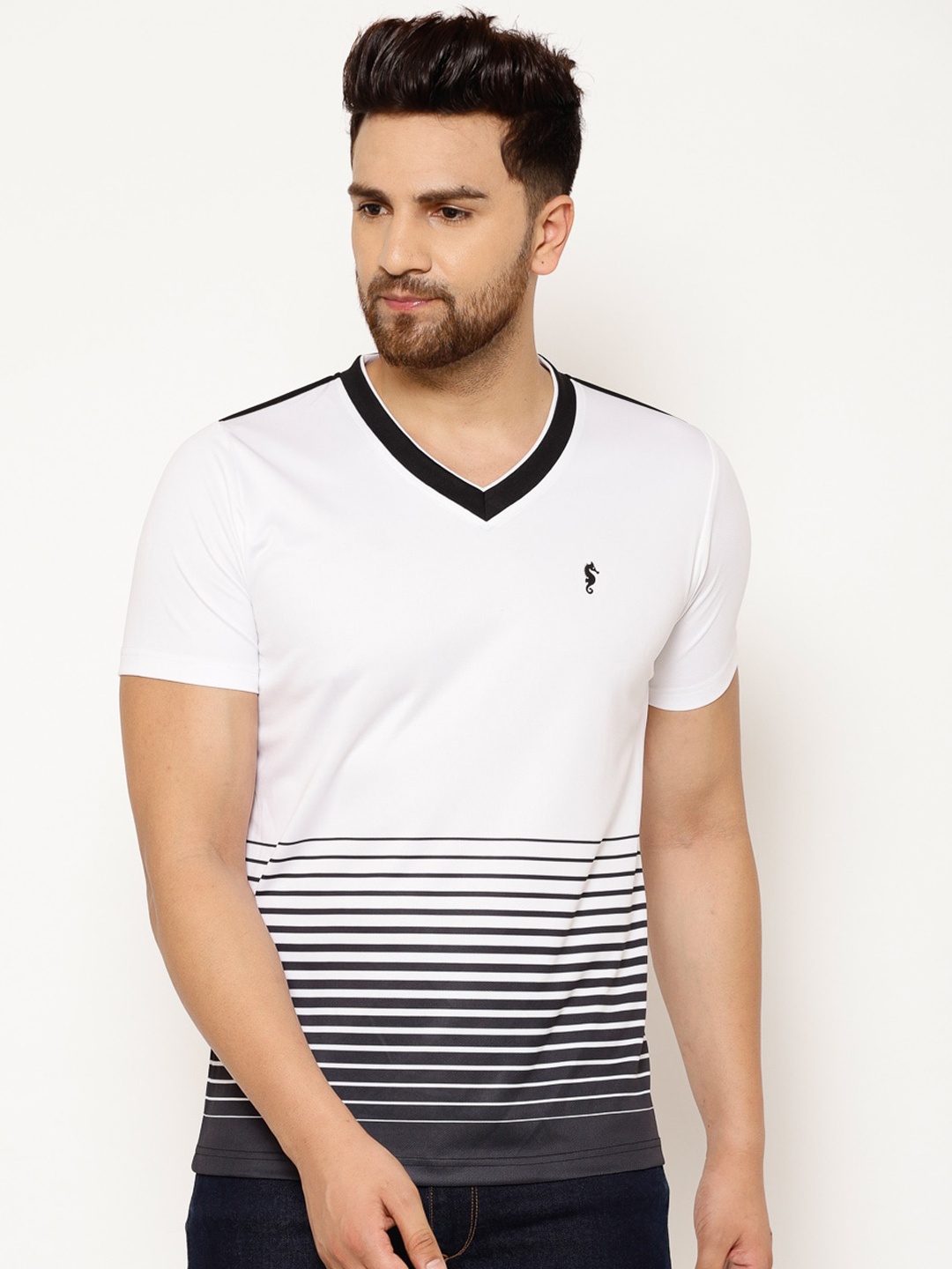 

EPPE Men White Striped V-Neck T-shirt