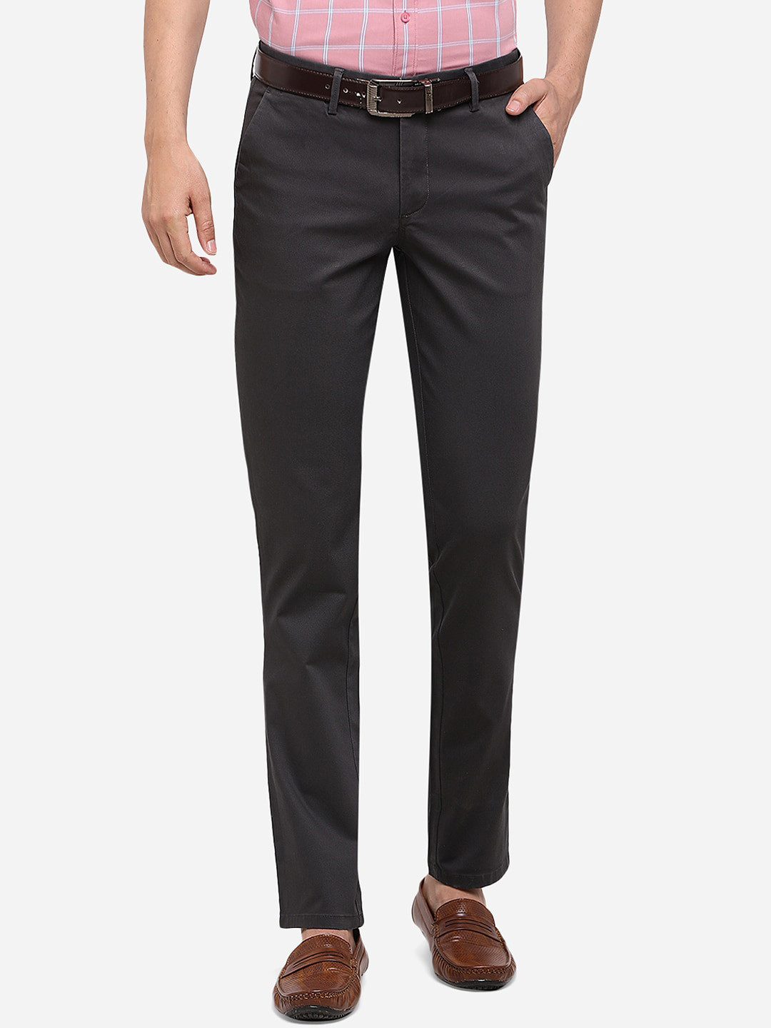 

JADE BLUE Men Grey Slim Fit Solid Pure Cotton Regular Trousers, Black