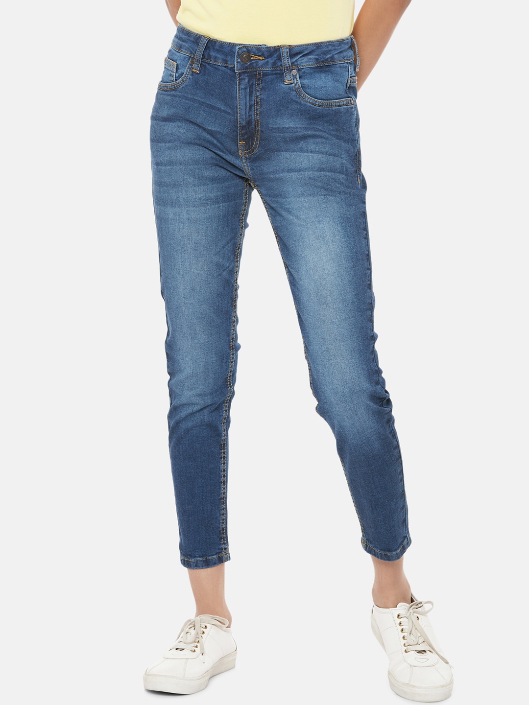 

People Women Blue Slim Fit Mid-Rise Clean Look Jeans