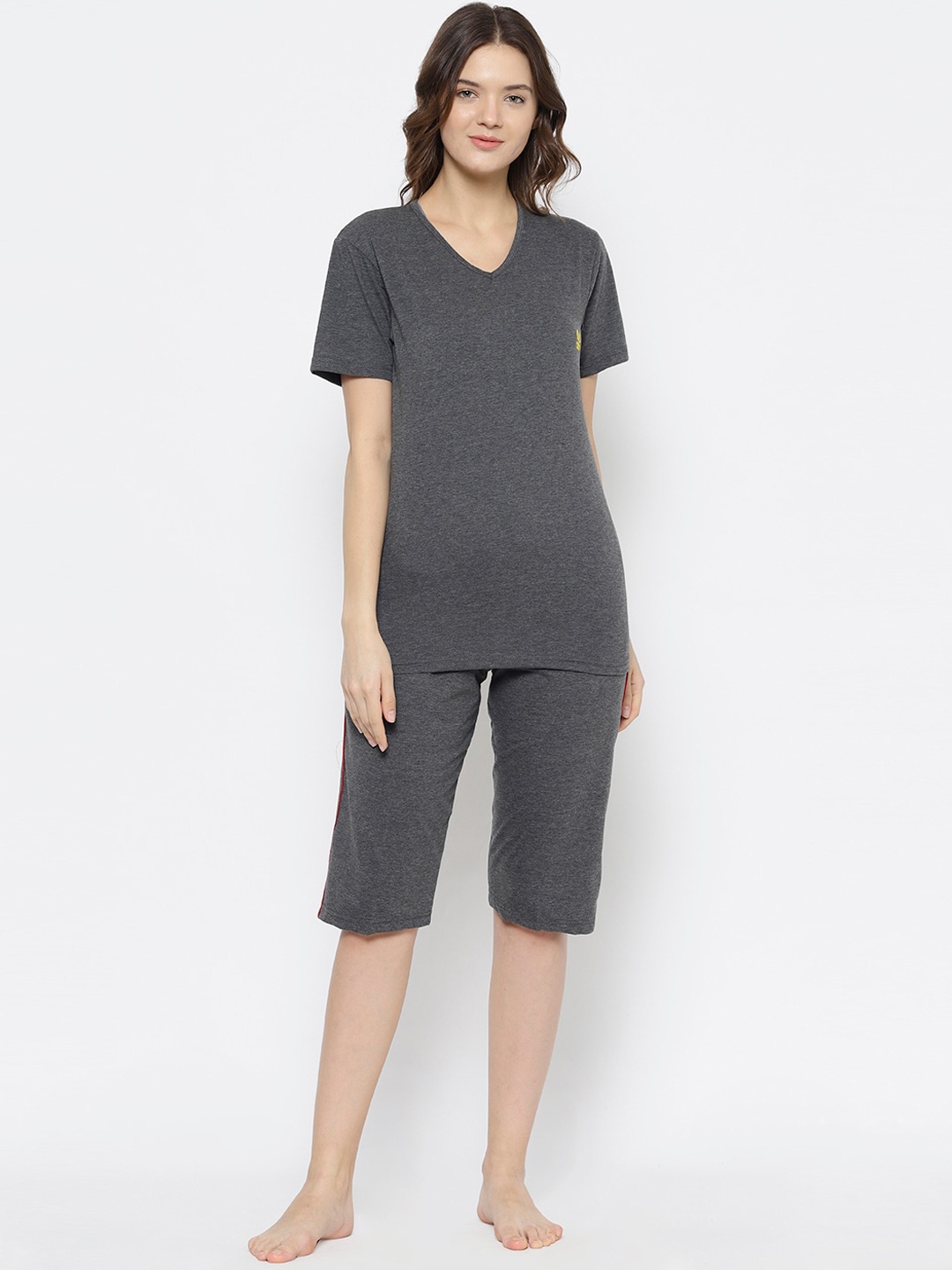 

VIMAL JONNEY Women Charcoal Grey Solid Cotton Night Suit
