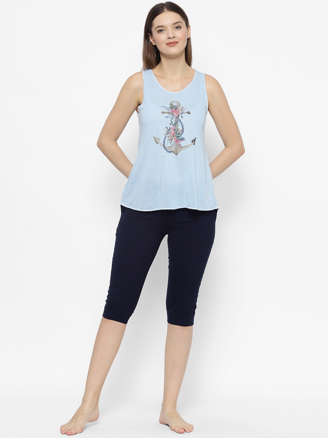 

VIMAL JONNEY Women Blue Printed Night suit