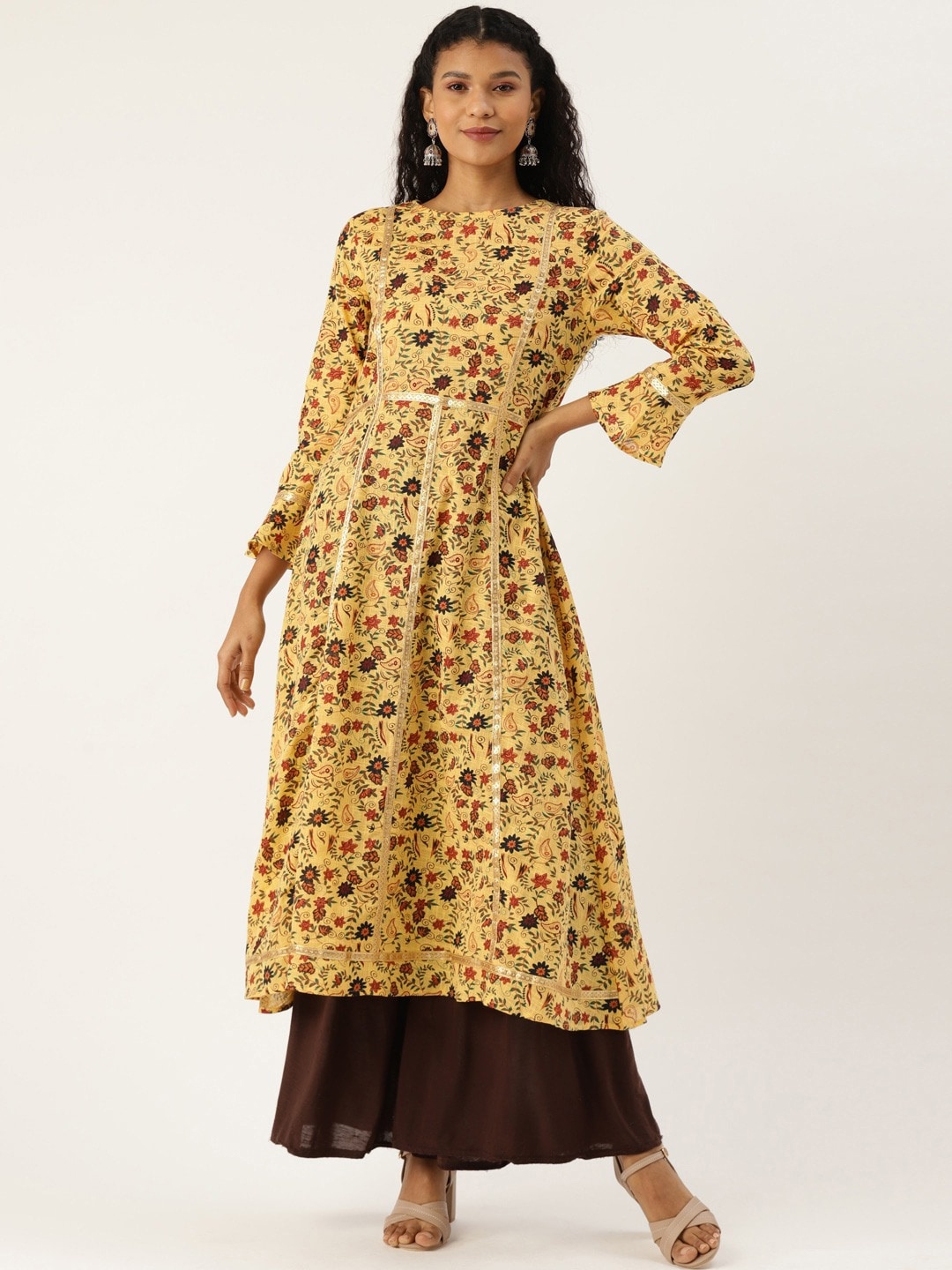 

Cottinfab Women Yellow Floral Printed Flared Sleeves Kurta