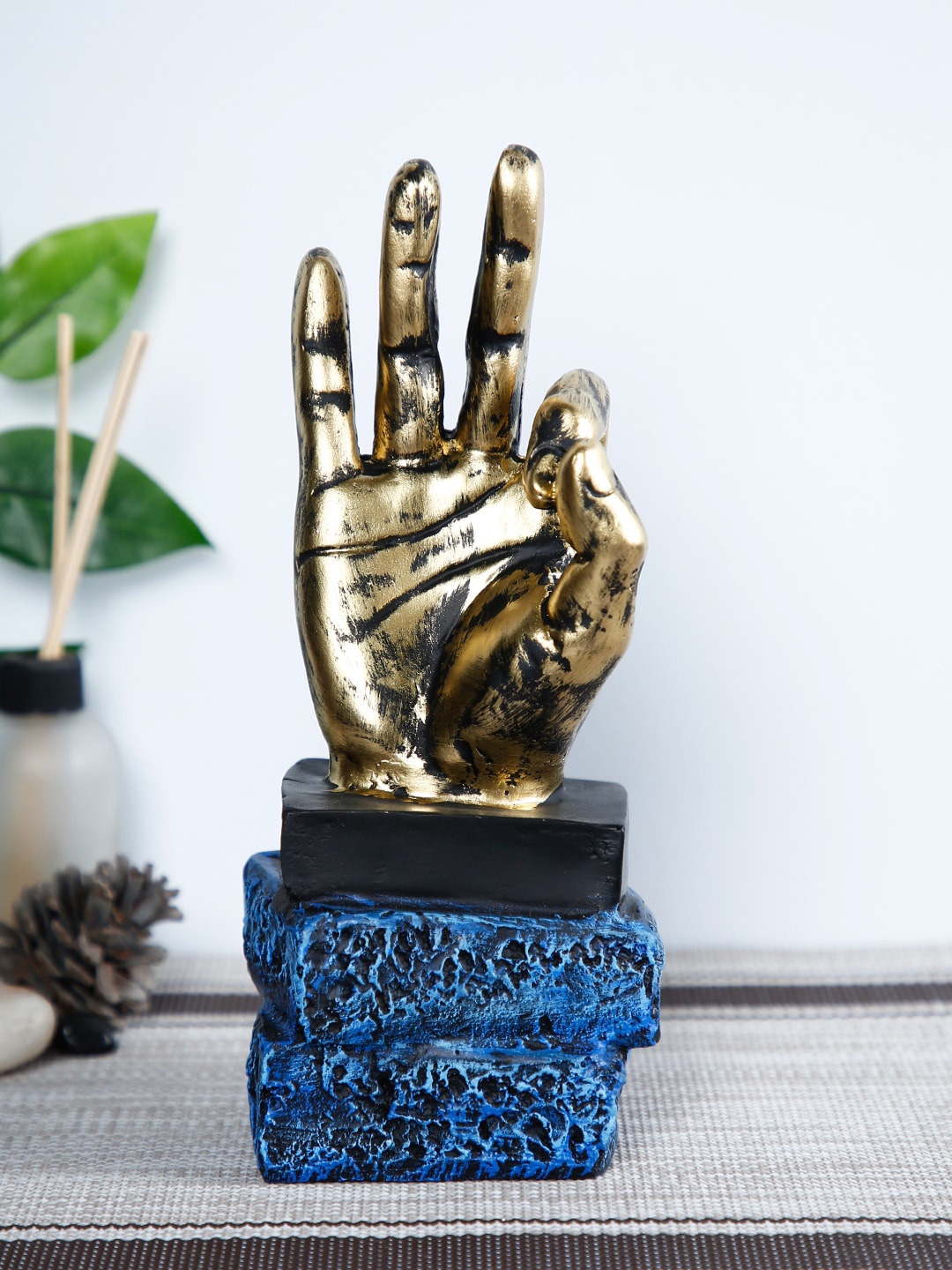 

CraftVatika Golden & Blue Ok Sign Hand Finger Gesture Showpiece, Gold