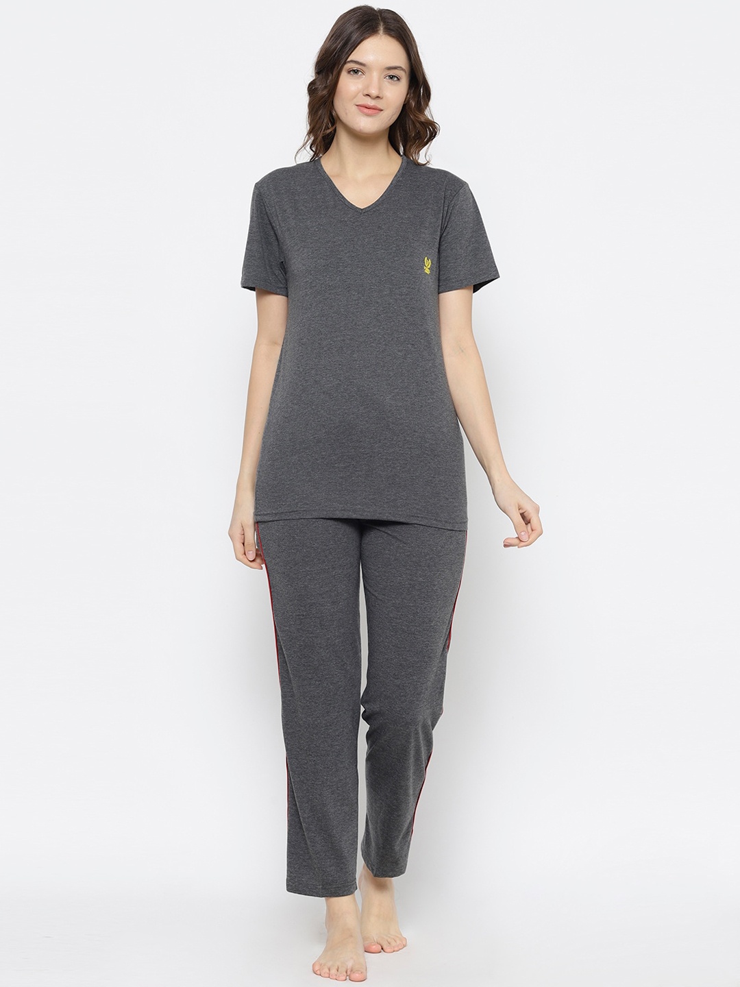 

VIMAL JONNEY Women Grey Solid Cotton Night Suit ANT_V_D1_02
