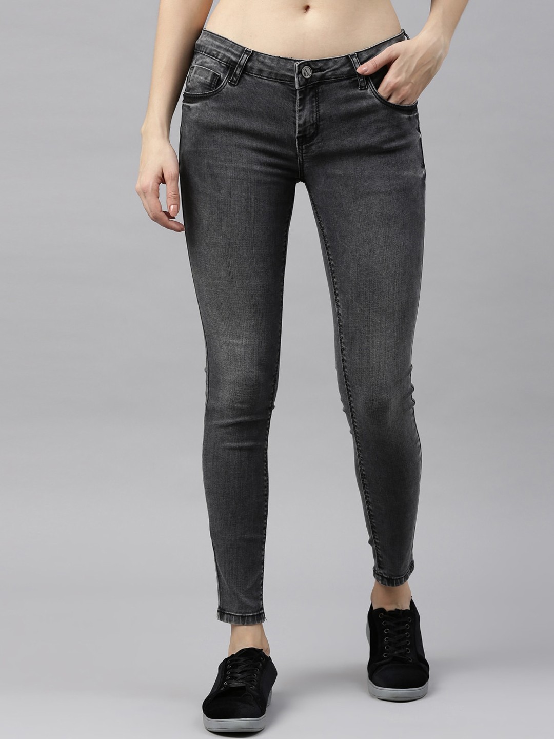 

ZHEIA Women Charcoal Skinny Fit Mid-Rise Clean Look Jeans
