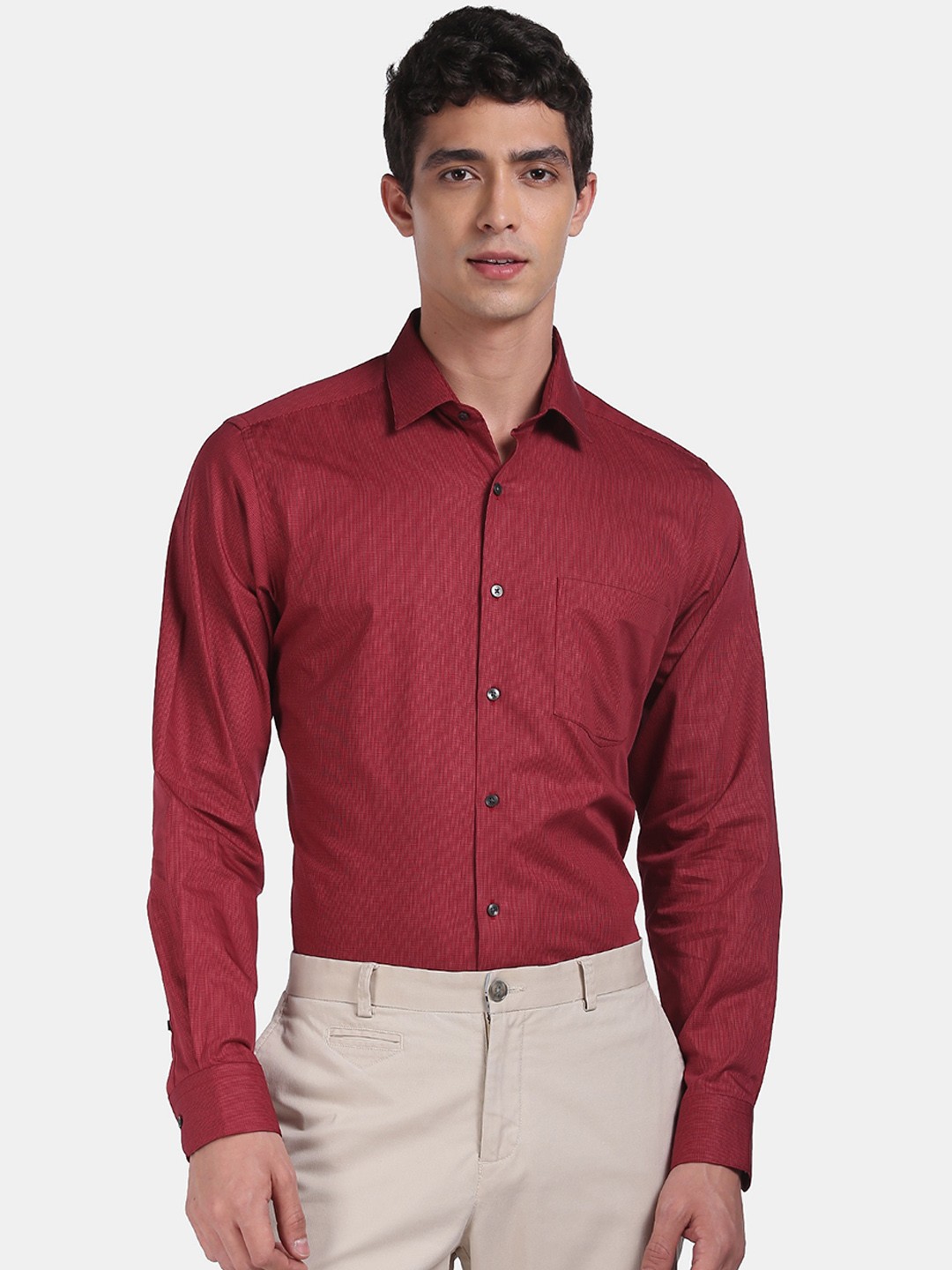 

Arrow Men Red Regular Fit Checked Formal Shirt