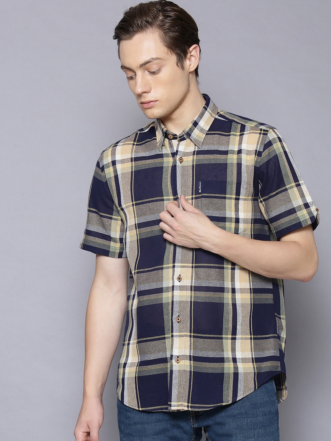 

BEN SHERMAN Men Blue Regular Fit Checked Casual Shirt