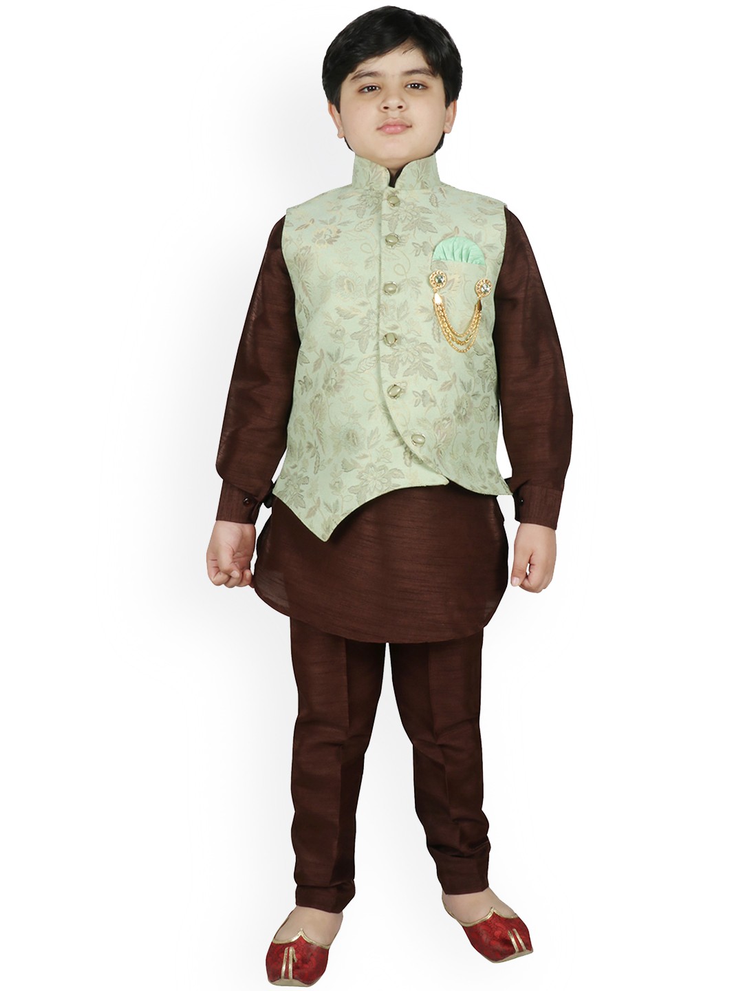 

SG YUVRAJ Boys Brown & Green Solid Kurta Set with Jacket