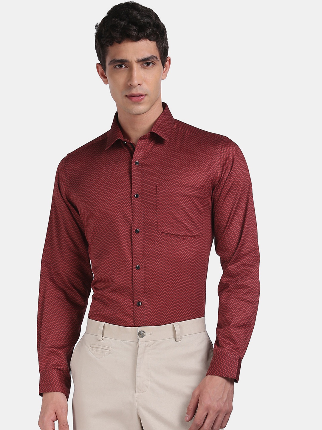 

Arrow Men Red Regular Fit Printed Formal Shirt