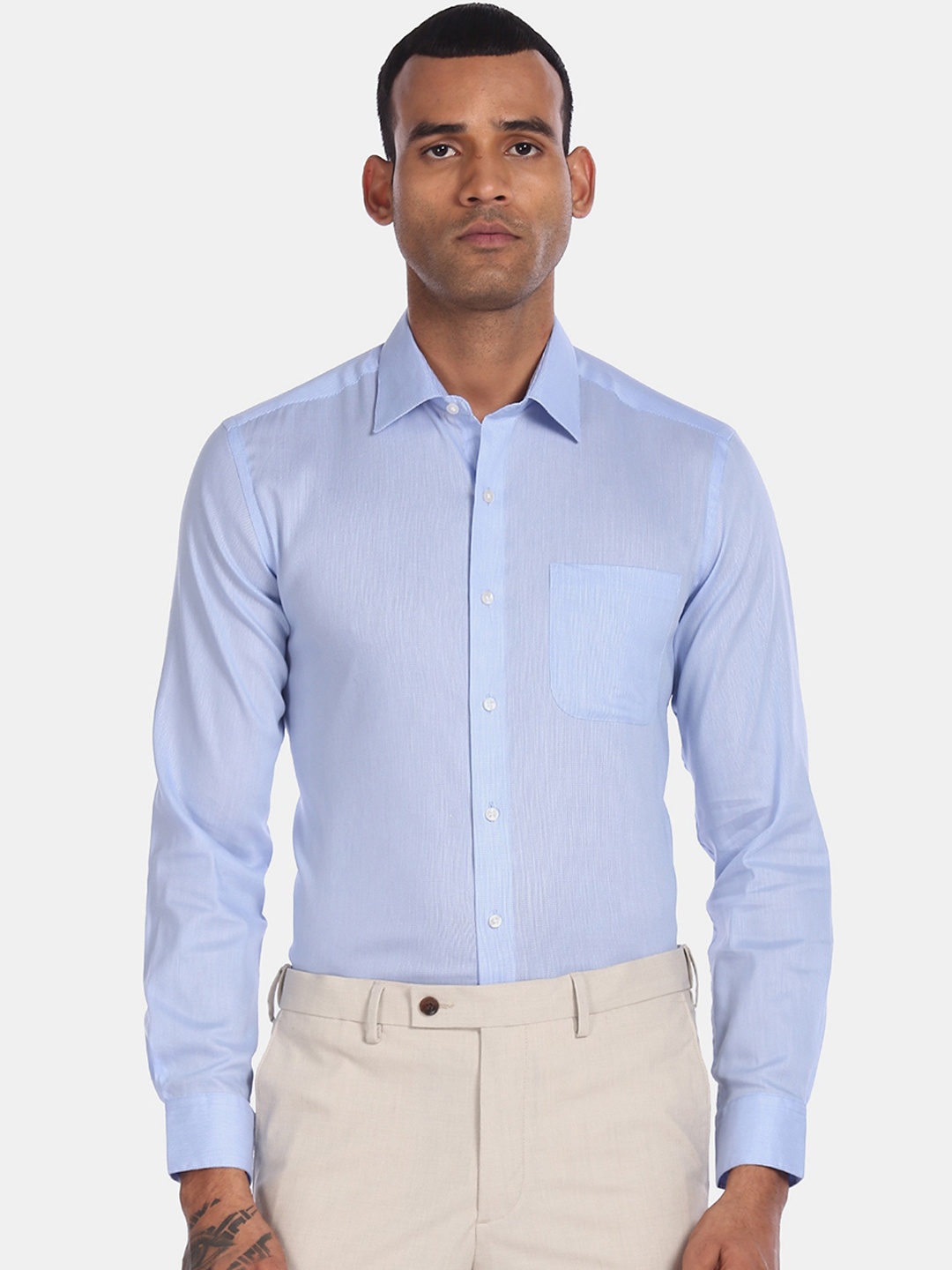 

Arrow Men Blue Slim Fit Solid Formal Shirt