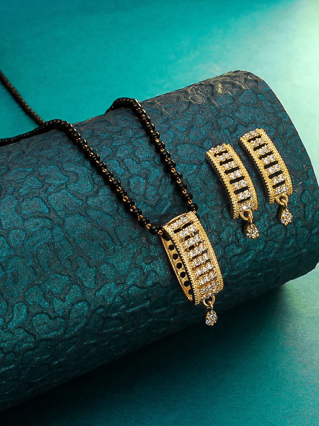 

aadita Gold & Black American Diamond Mangalsutra with Earrings