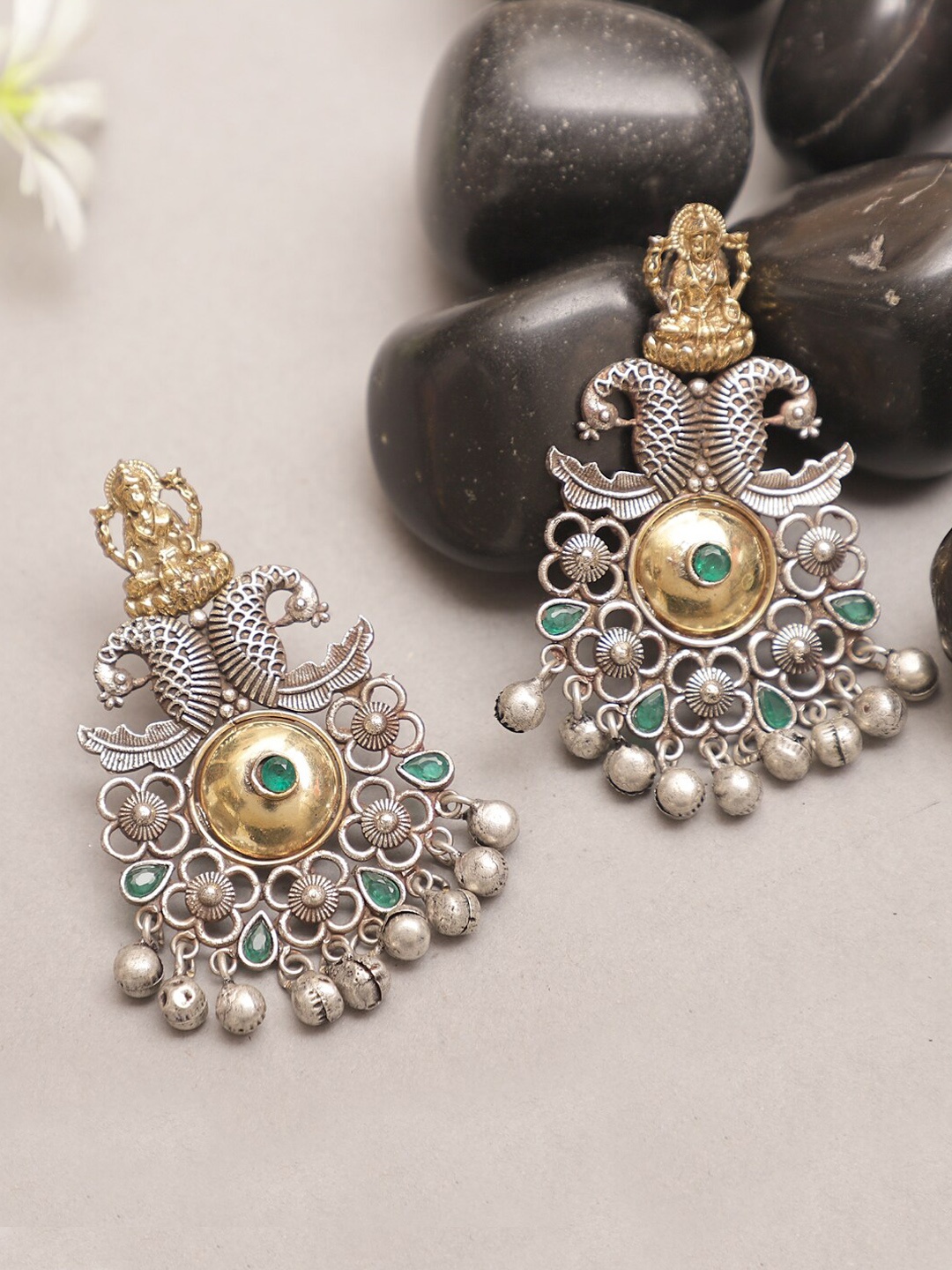 

XAGO Gold-Toned & Green Silver-Plated Studded Classic Temple Drop Earrings