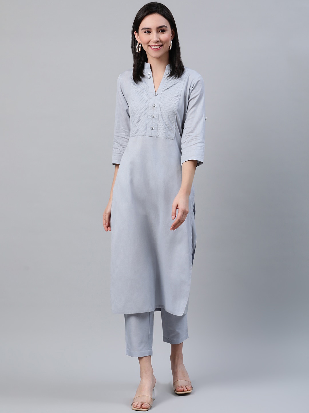 

Libas Women Grey Yoke Design Kurta