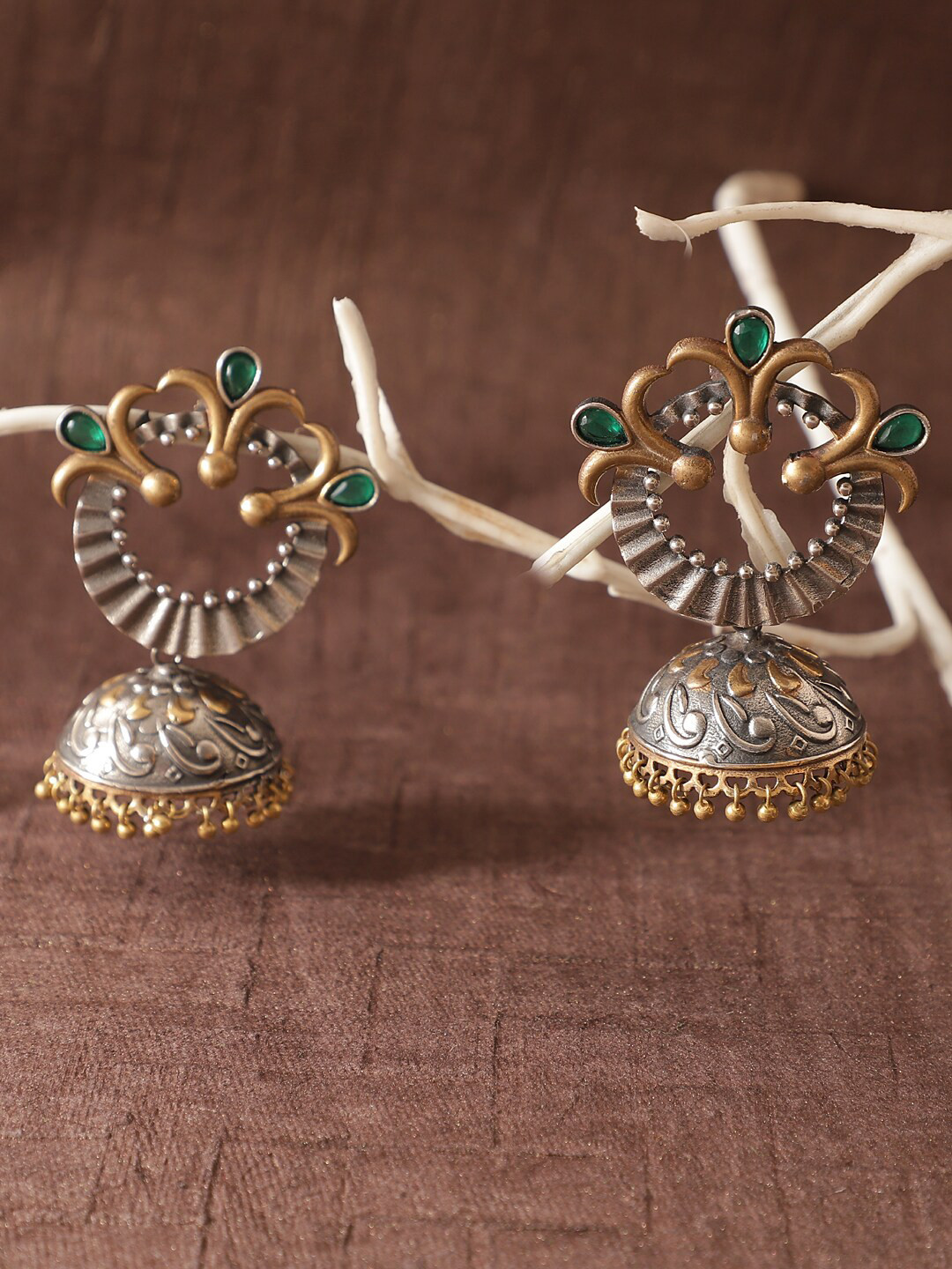 

XAGO Green & Silver-Plated Contemporary Drop Earrings