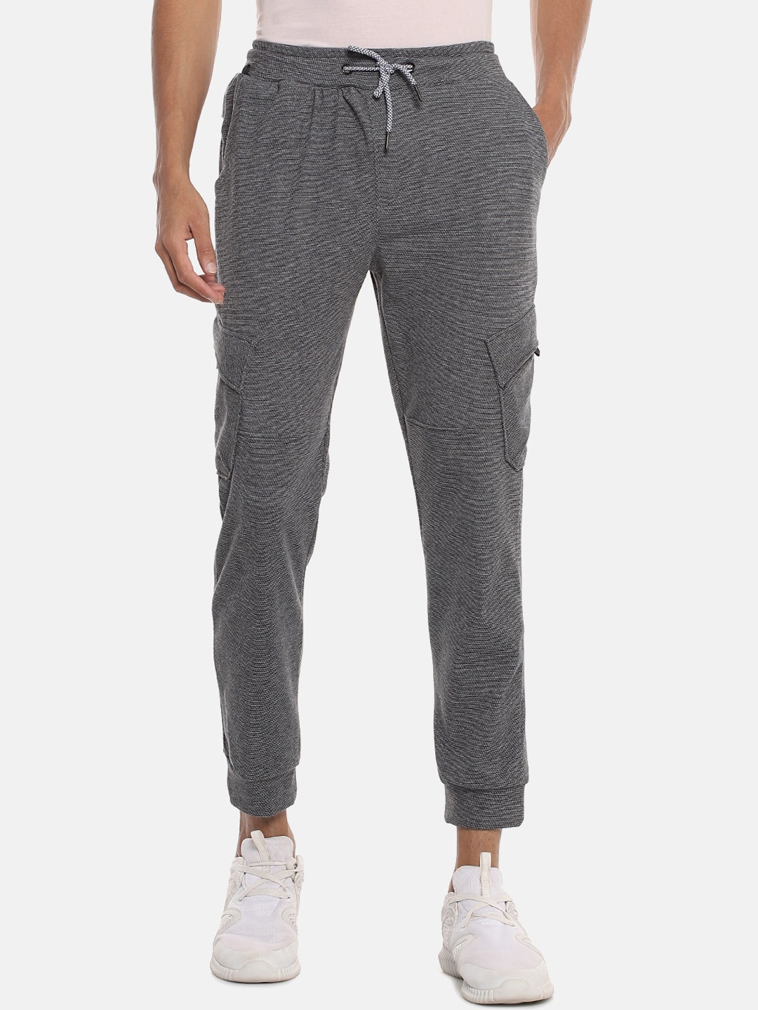 

Campus Sutra Men Grey Melange Solid Straight-Fit Joggers