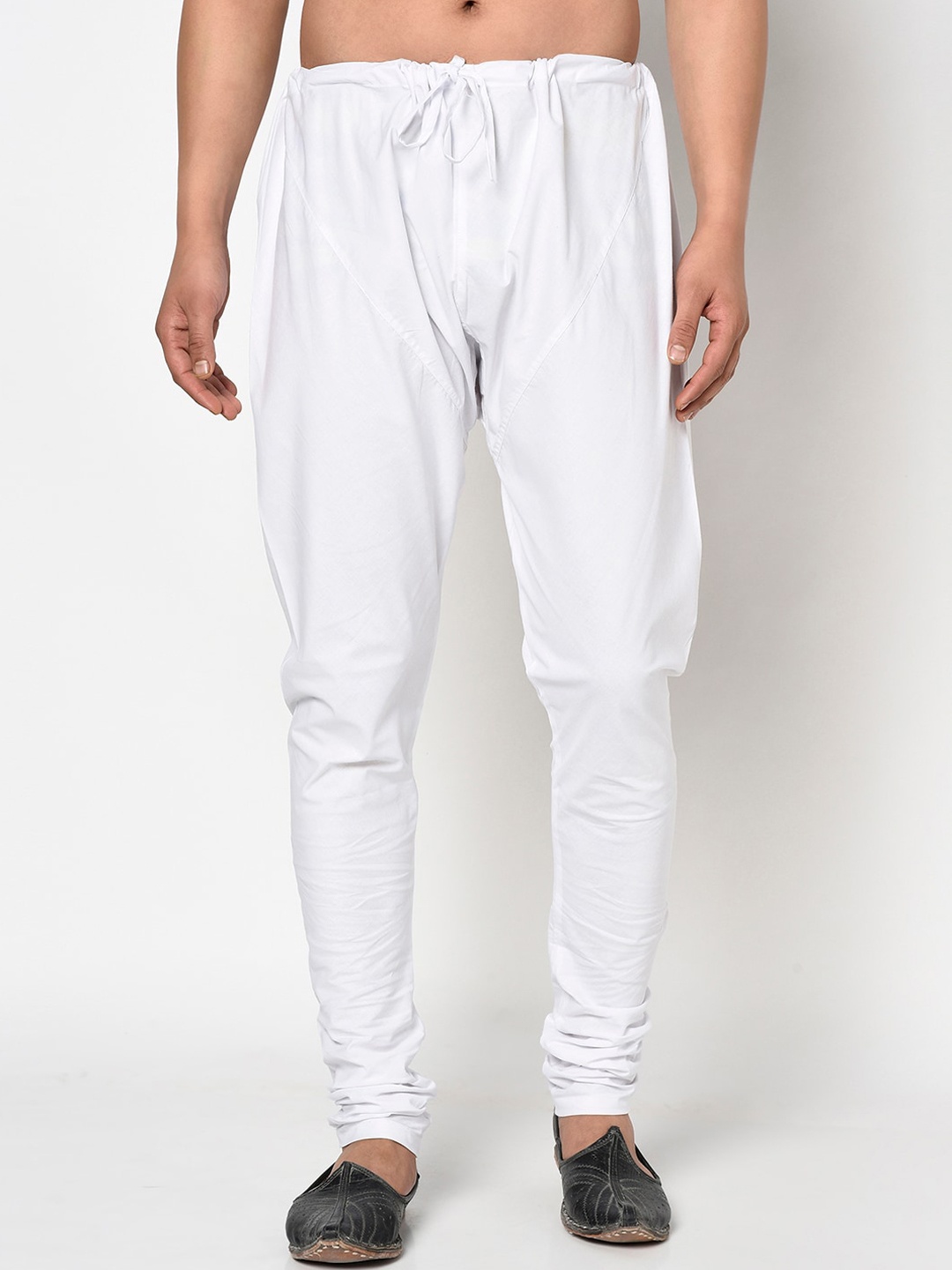 

TABARD Men White Solid Slim-Fit Churidar