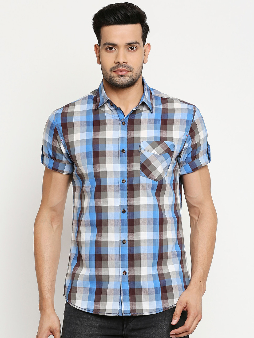 

Mufti Men Off-White & Blue Pure Cotton Slim Fit Checked Casual Shirt
