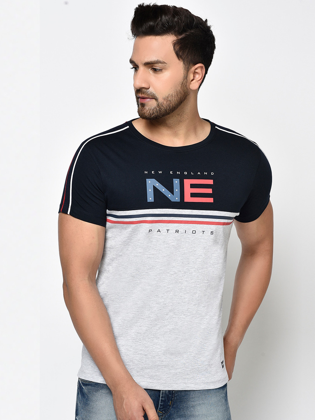 

Octave Men Grey & Black Cotton Colourblocked Round Neck T-shirt