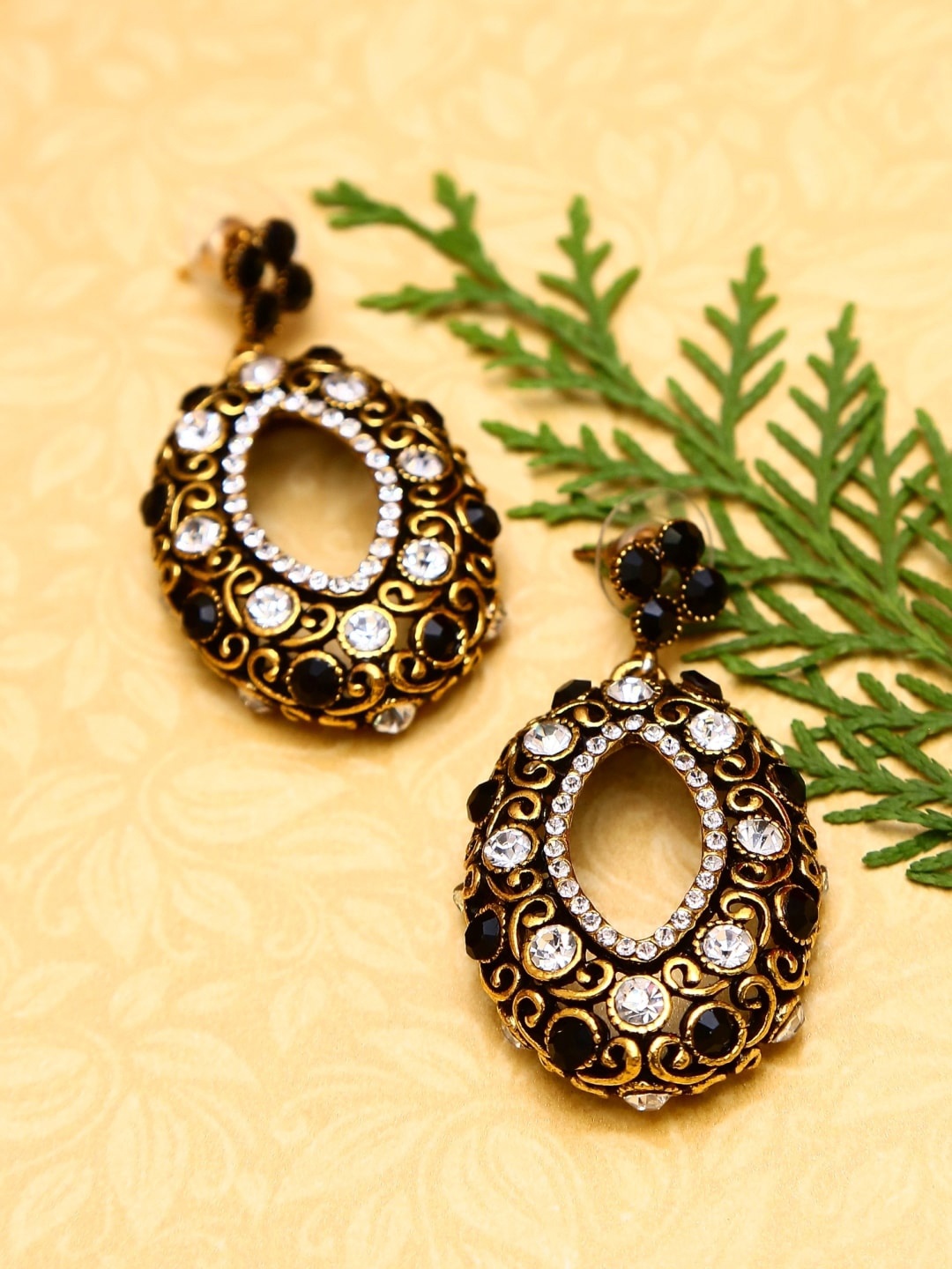 

Crunchy Fashion Black & White Gold-Plated Studded Handcrafted Oval Drop Earrings