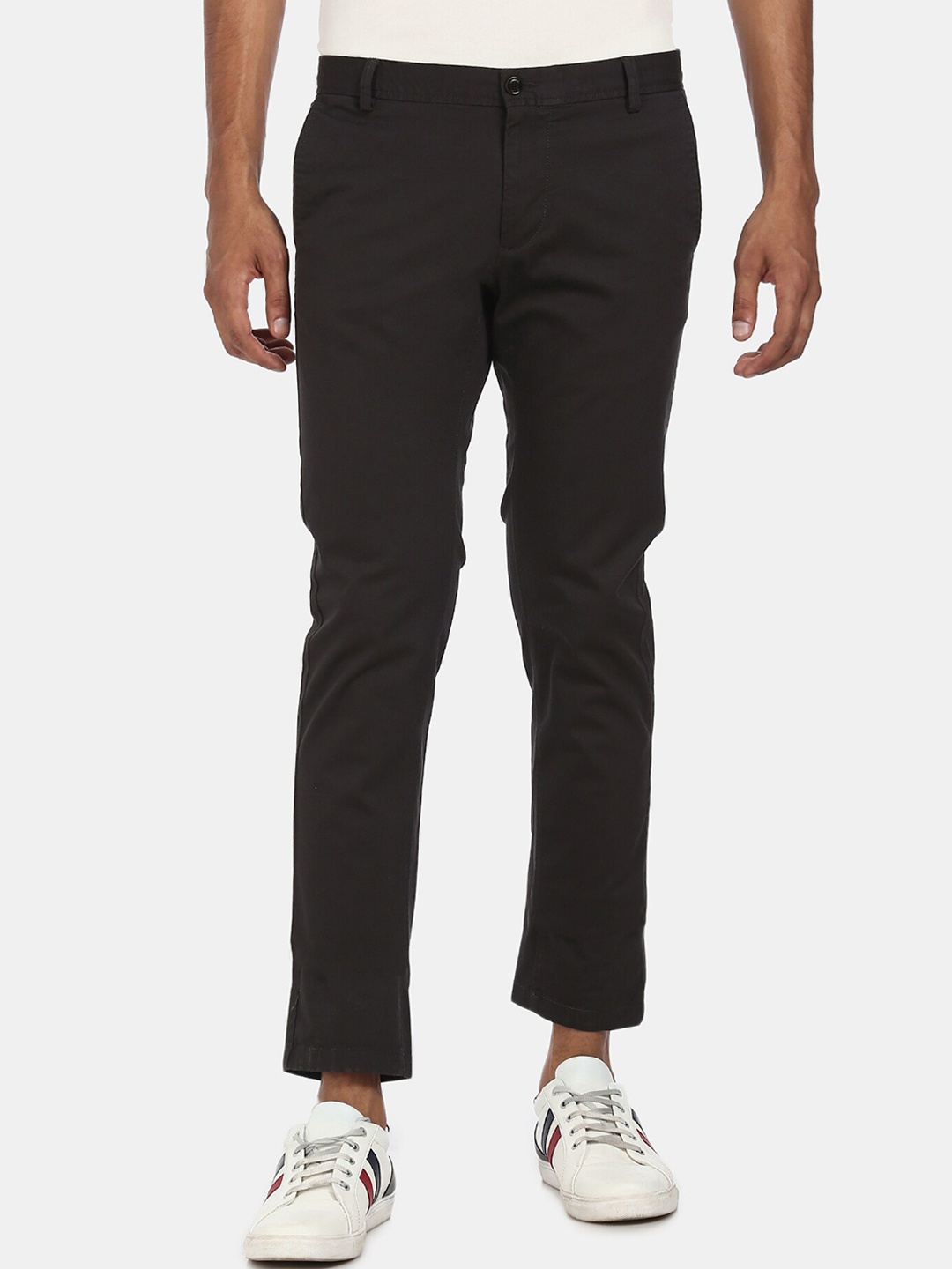 

Arrow Sport Men Grey Regular Fit Solid Trousers