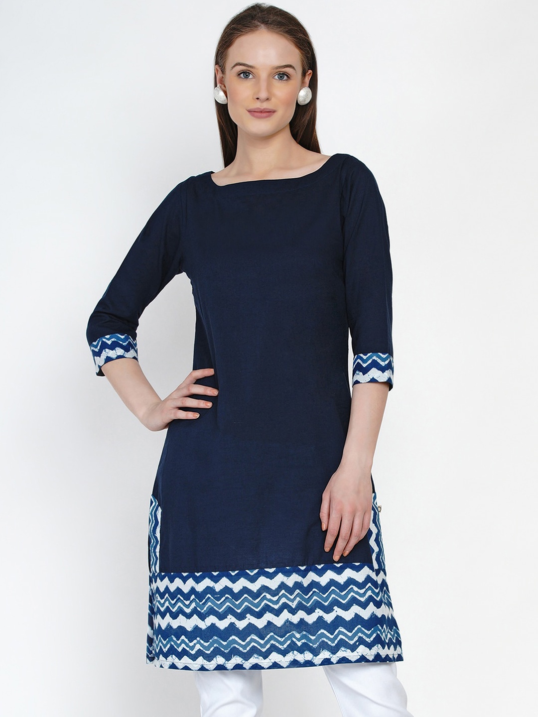 

FABNEST Women Navy Blue Chevron Printed Kurta