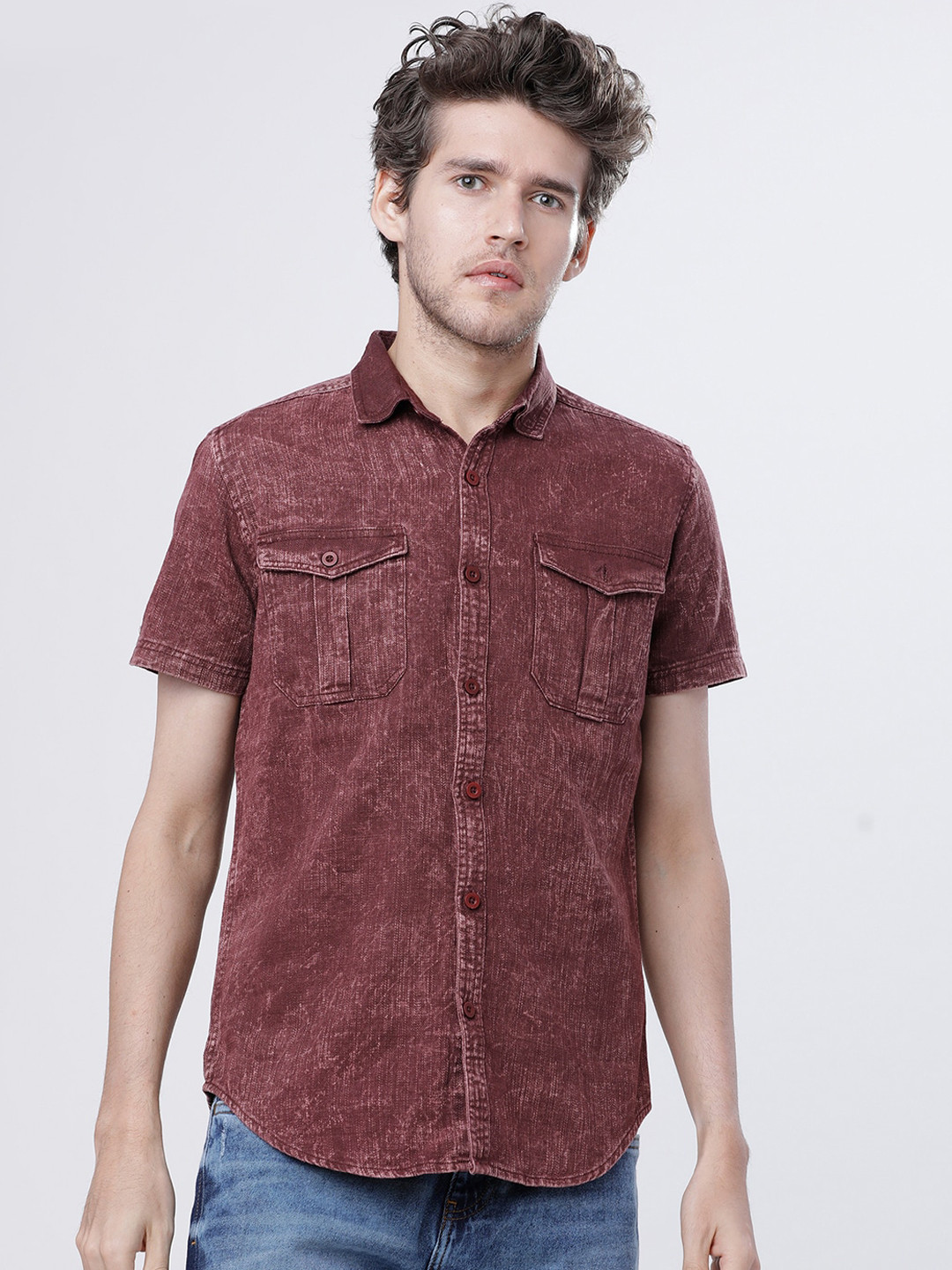 

HIGHLANDER Men Maroon Slim Fit Solid Casual Shirt