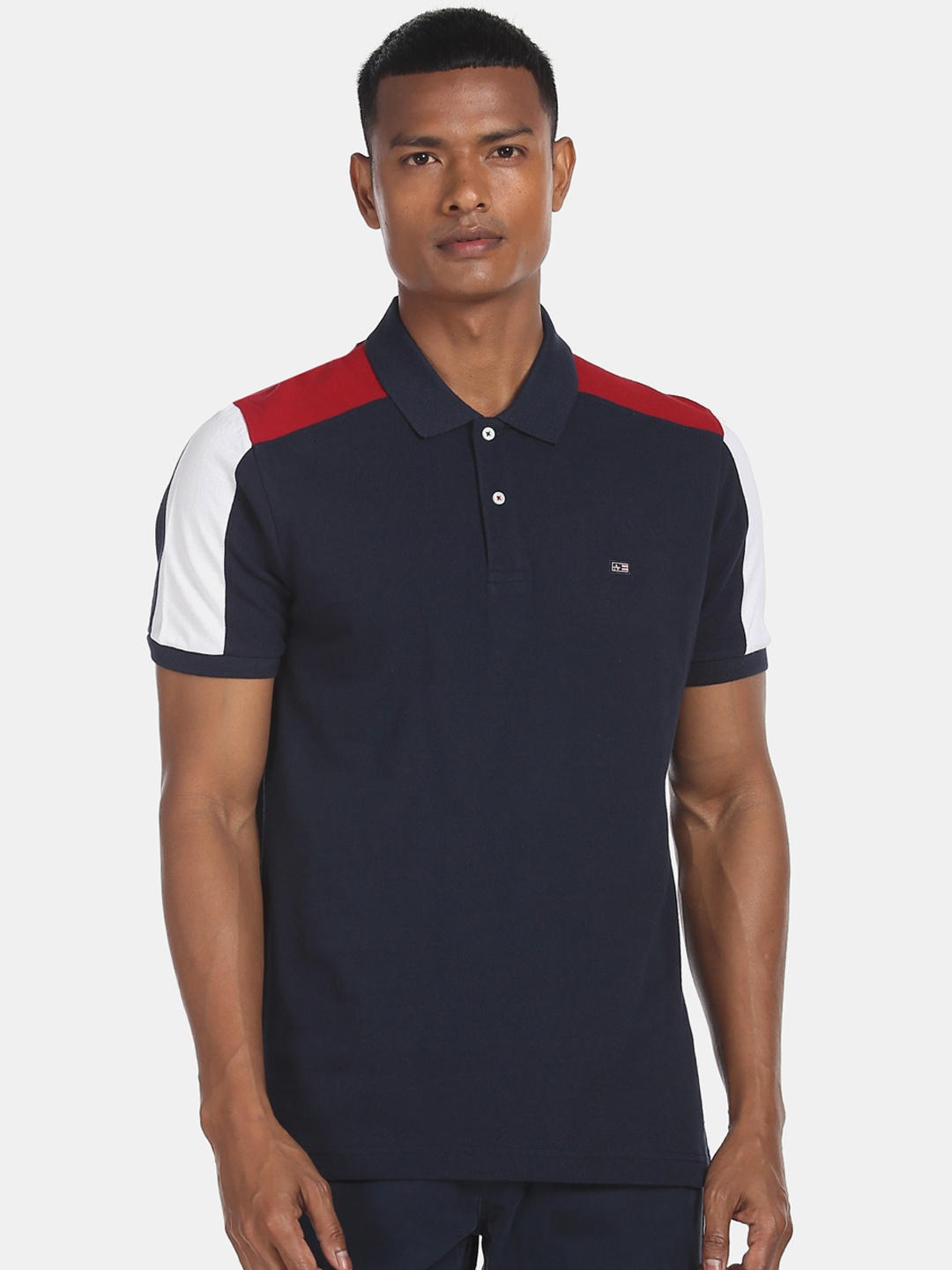 

Arrow Sport Men Blue Solid Polo Collar T-shirt