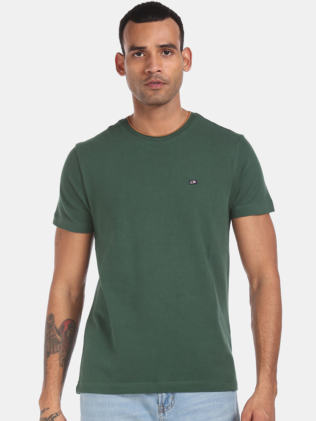 

Arrow Sport Men Green Solid Round Neck Cotton Pure Cotton T-shirt