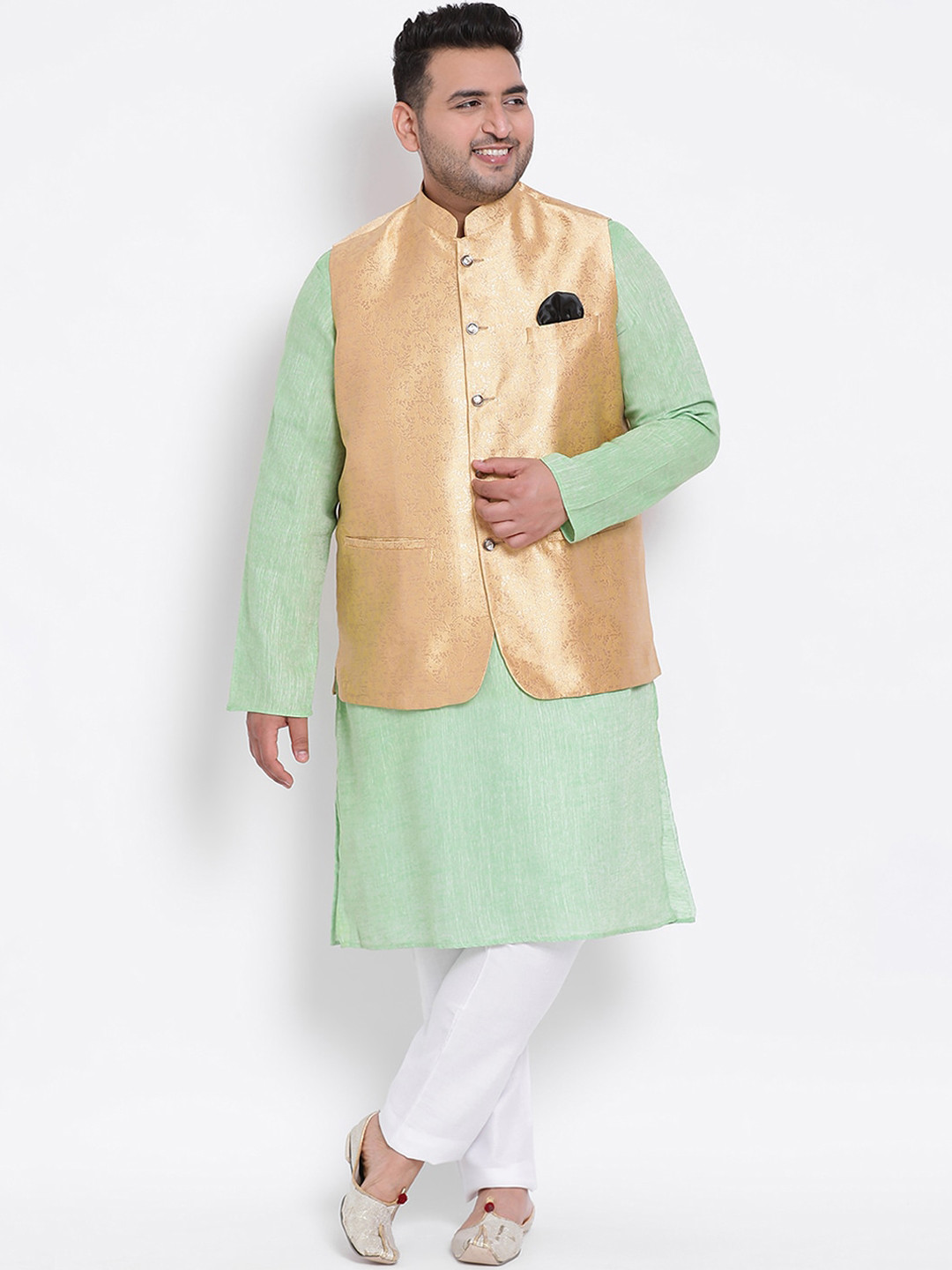 

Hangup Men Green & White Solid Cotton Blend Kurta Set with Jacket