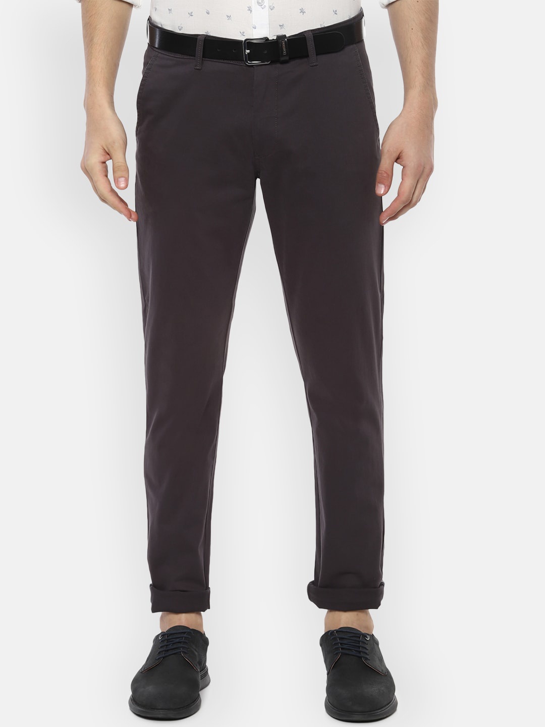 

Van Heusen Sport Men Brown Slim Fit Solid Regular Trousers