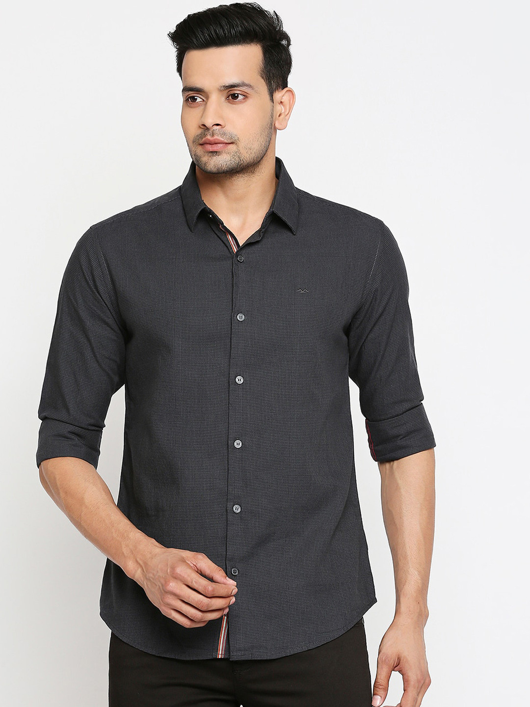 

Mufti Men Grey Slim Fit Solid Pure Cotton Casual Shirt