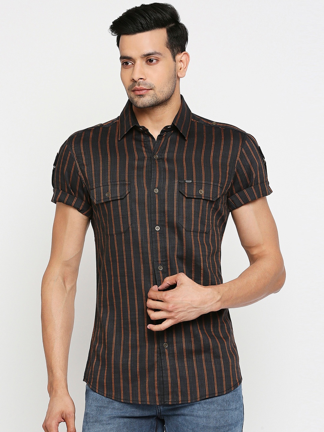 

Mufti Men Black & Red Slim Fit Striped Pure Cotton Casual Shirt
