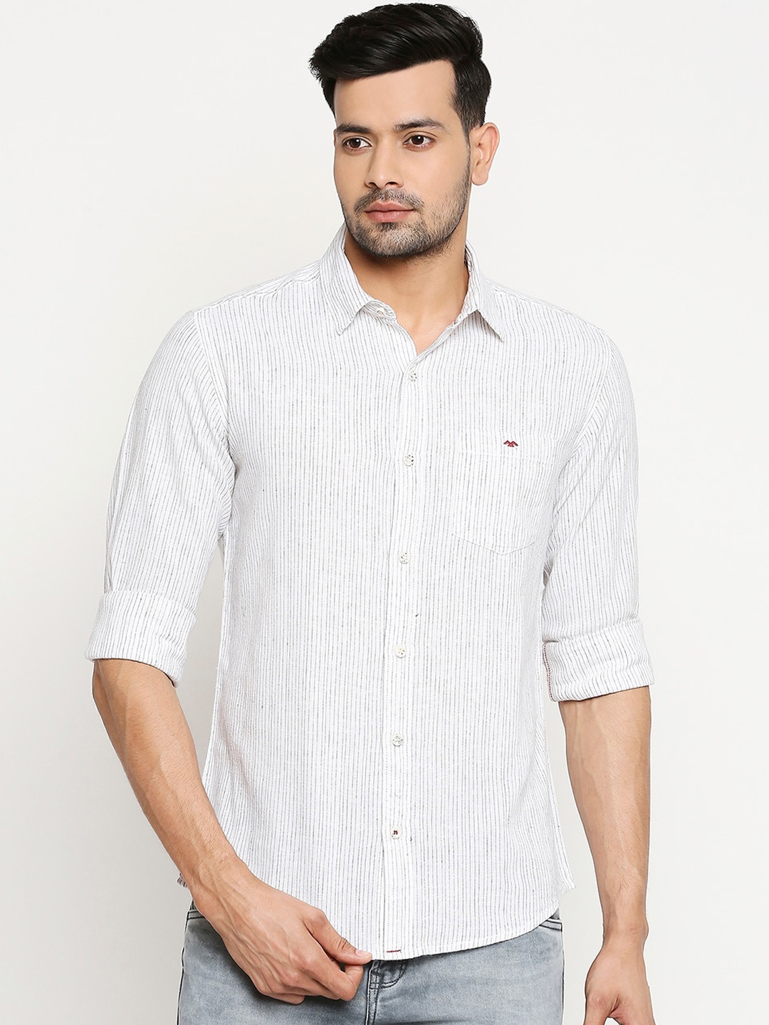 

Mufti Men White Slim Fit Striped Casual Shirt