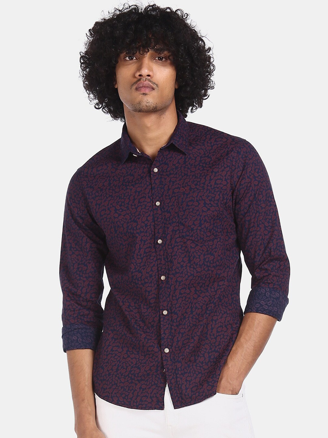 

Flying Machine Men Blue Regular Fit Printed Casual Shirt