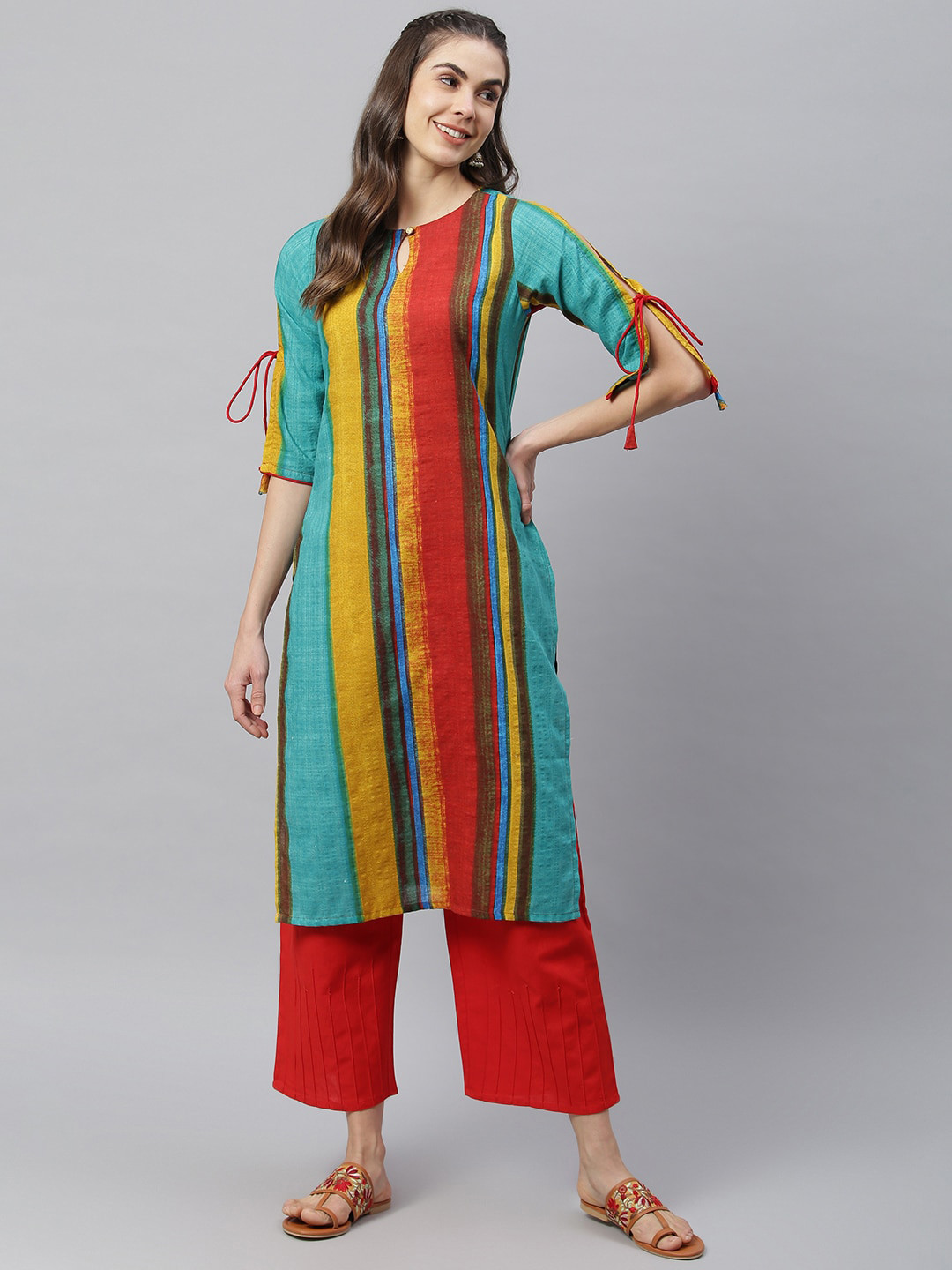 

HK colours of fashion Women Red & Green Printed Keyhole Neck Kurta