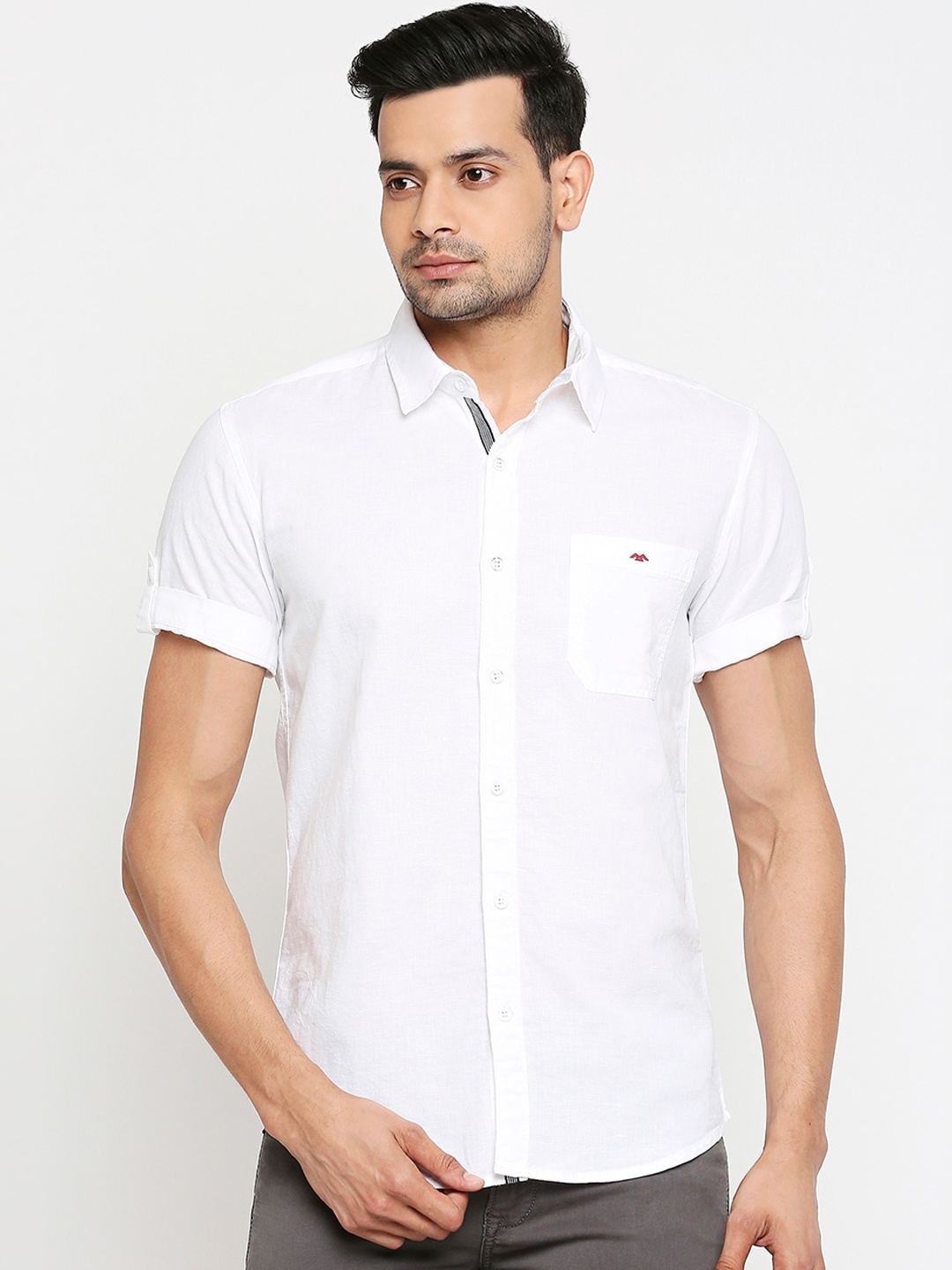 

Mufti Men White Slim Fit Solid Casual Shirt